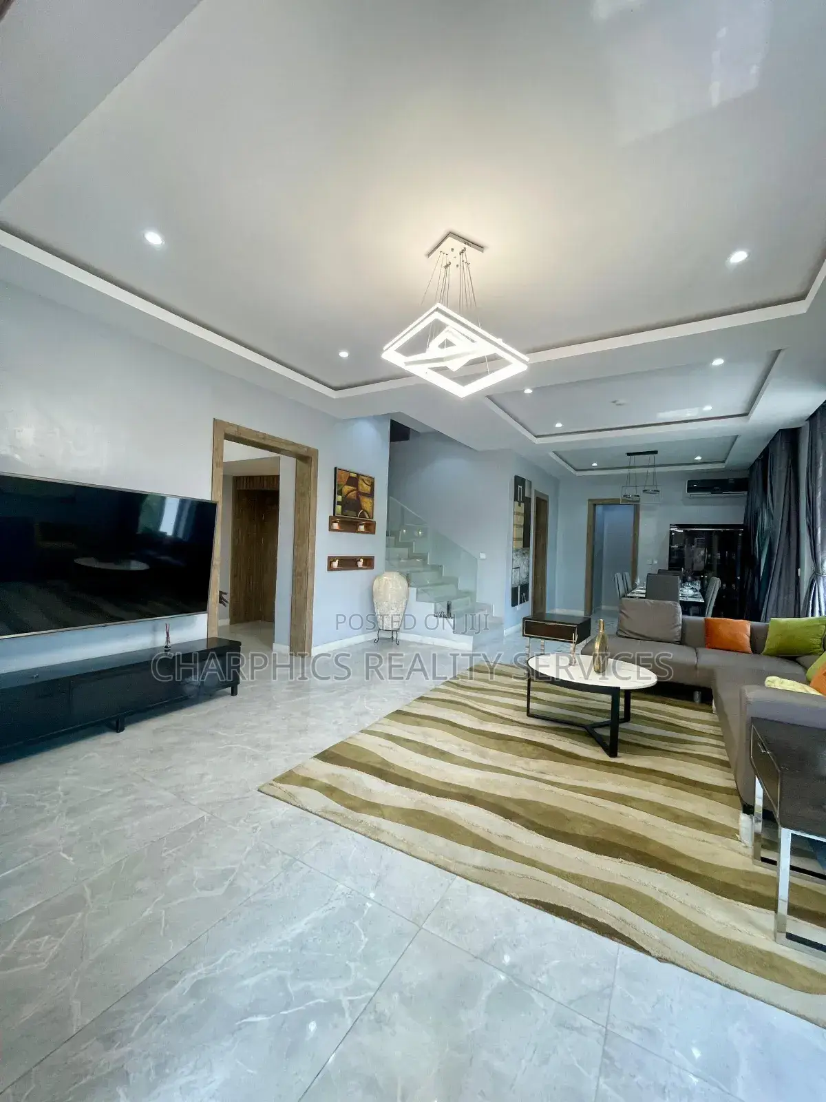 4bdrm Maisonette in Lekki Phase 1 for sale