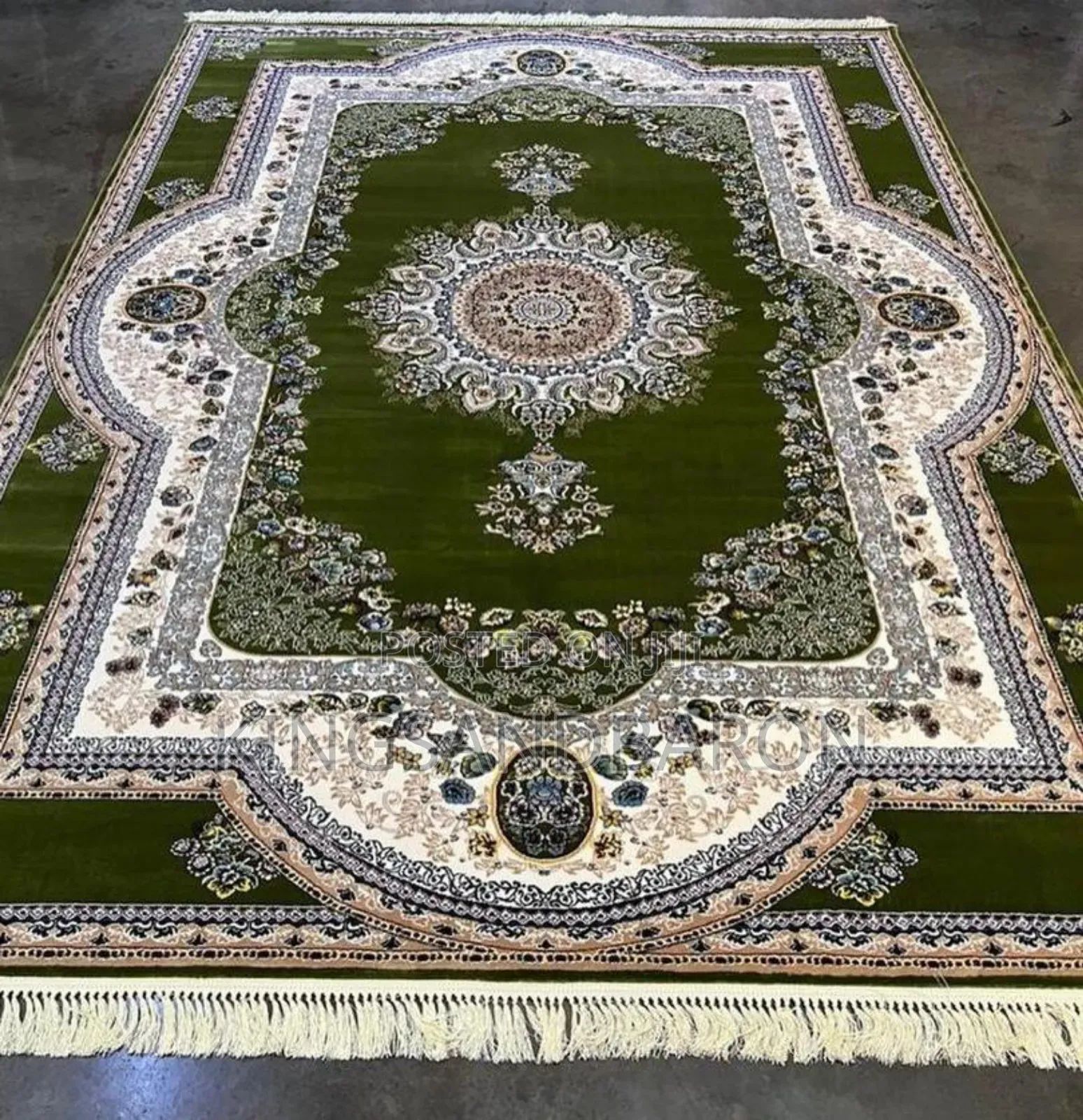 5x7fts Wine Red and Cream/Green, Arabian Center Rug(7x10)