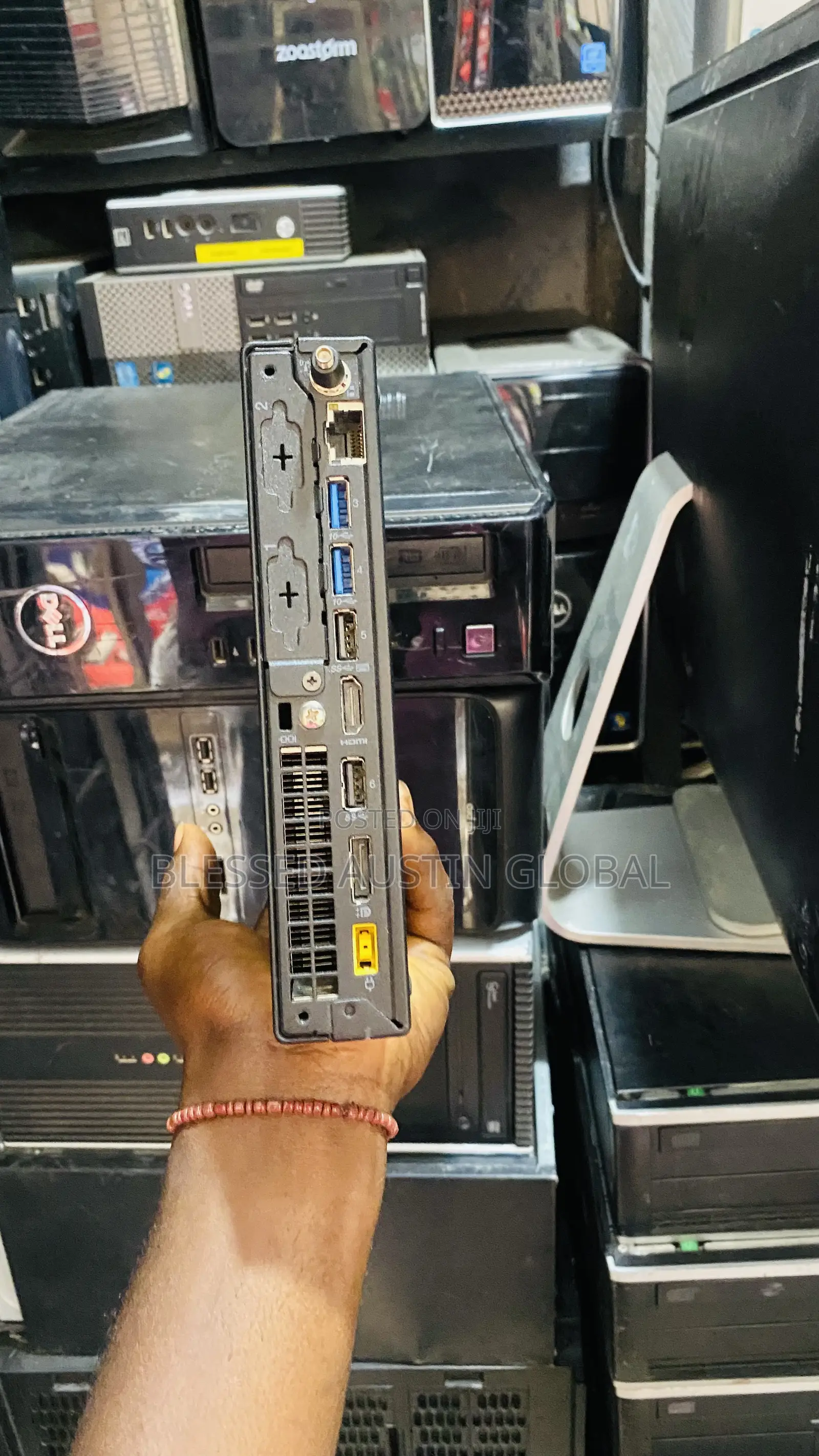 Desktop Computer Lenovo 8GB Intel Core i5 HDD 500GB