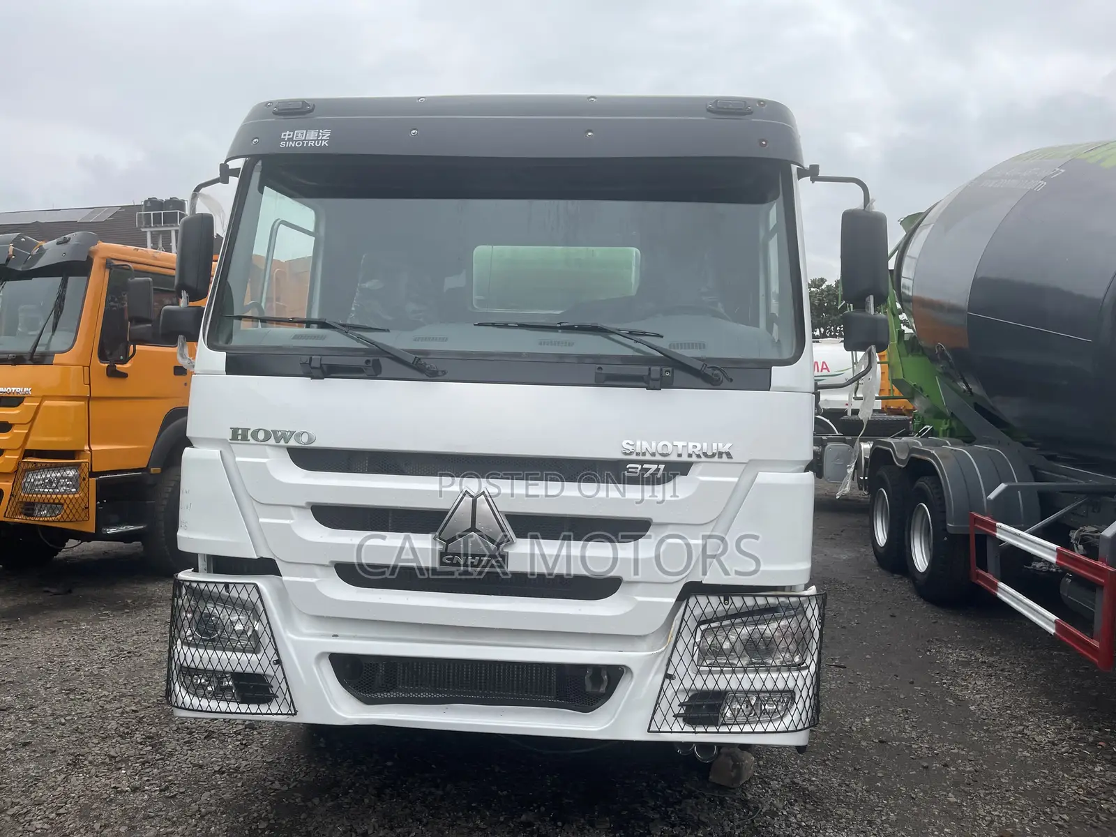 Foreign Used Howo 371hp Concrete Mixer Truck.