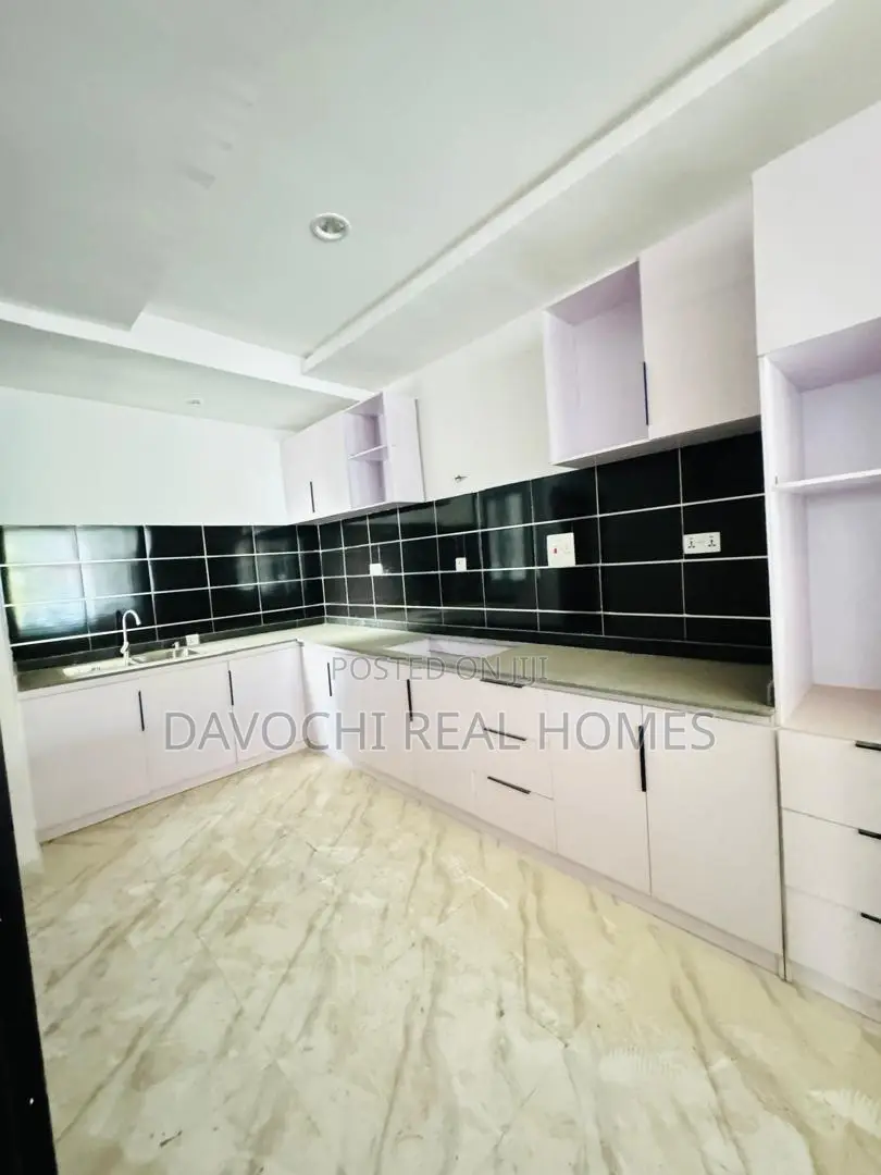 2bdrm Apartment in Osapa london for rent