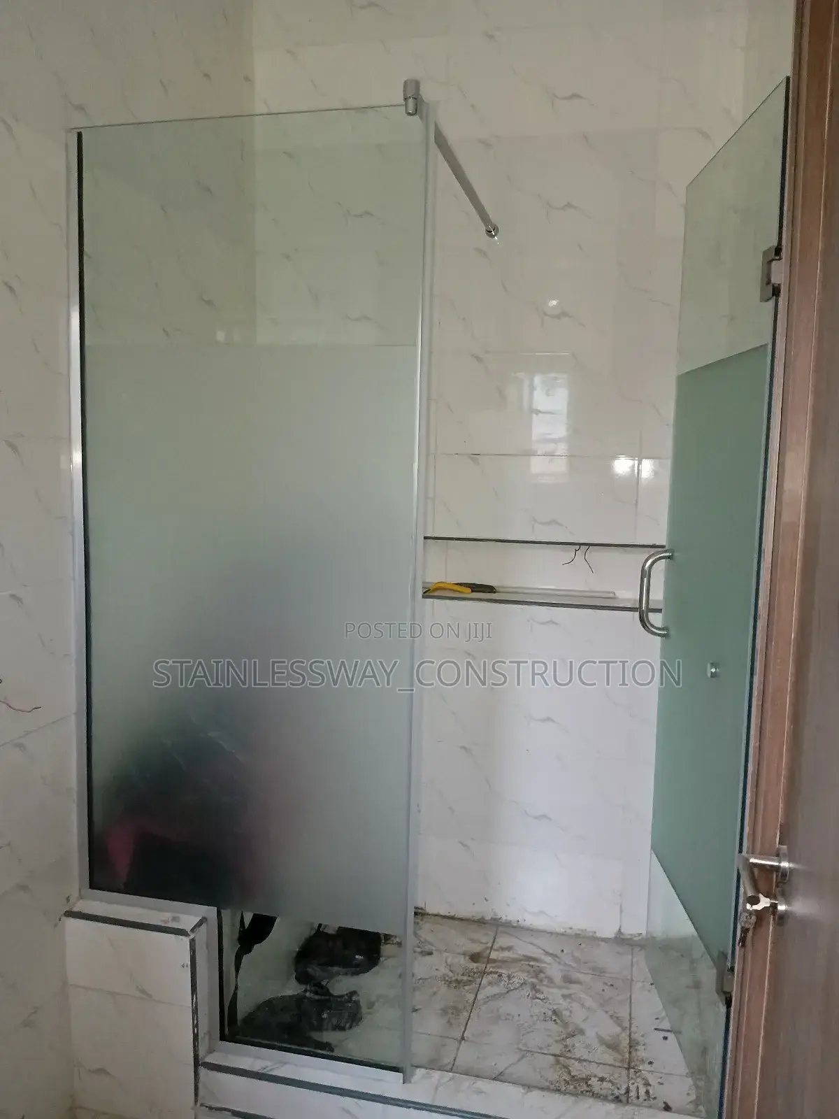 Frameless Glass Shower Cubicle