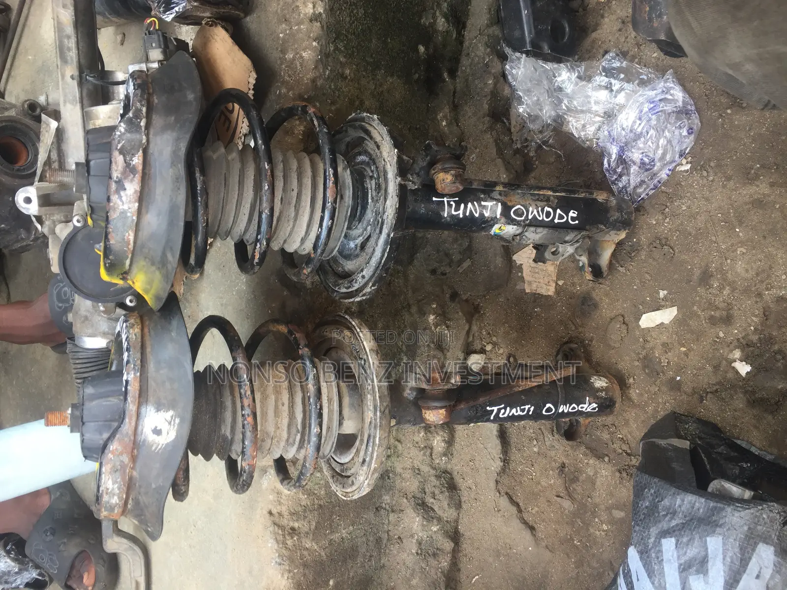 Complete Front Shock Absorbers 203 Non 4matic