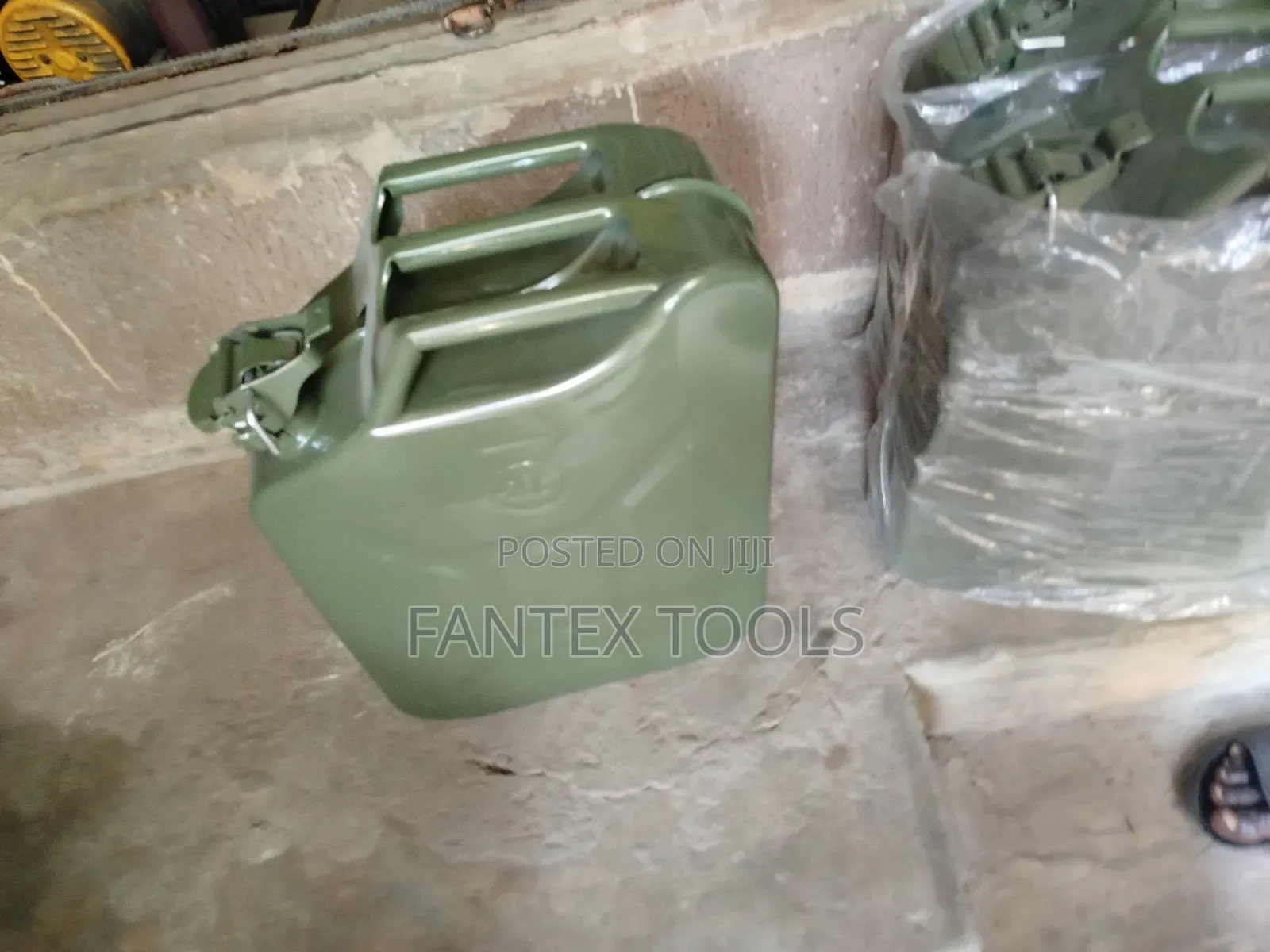 Army Jerycan 20 Liters