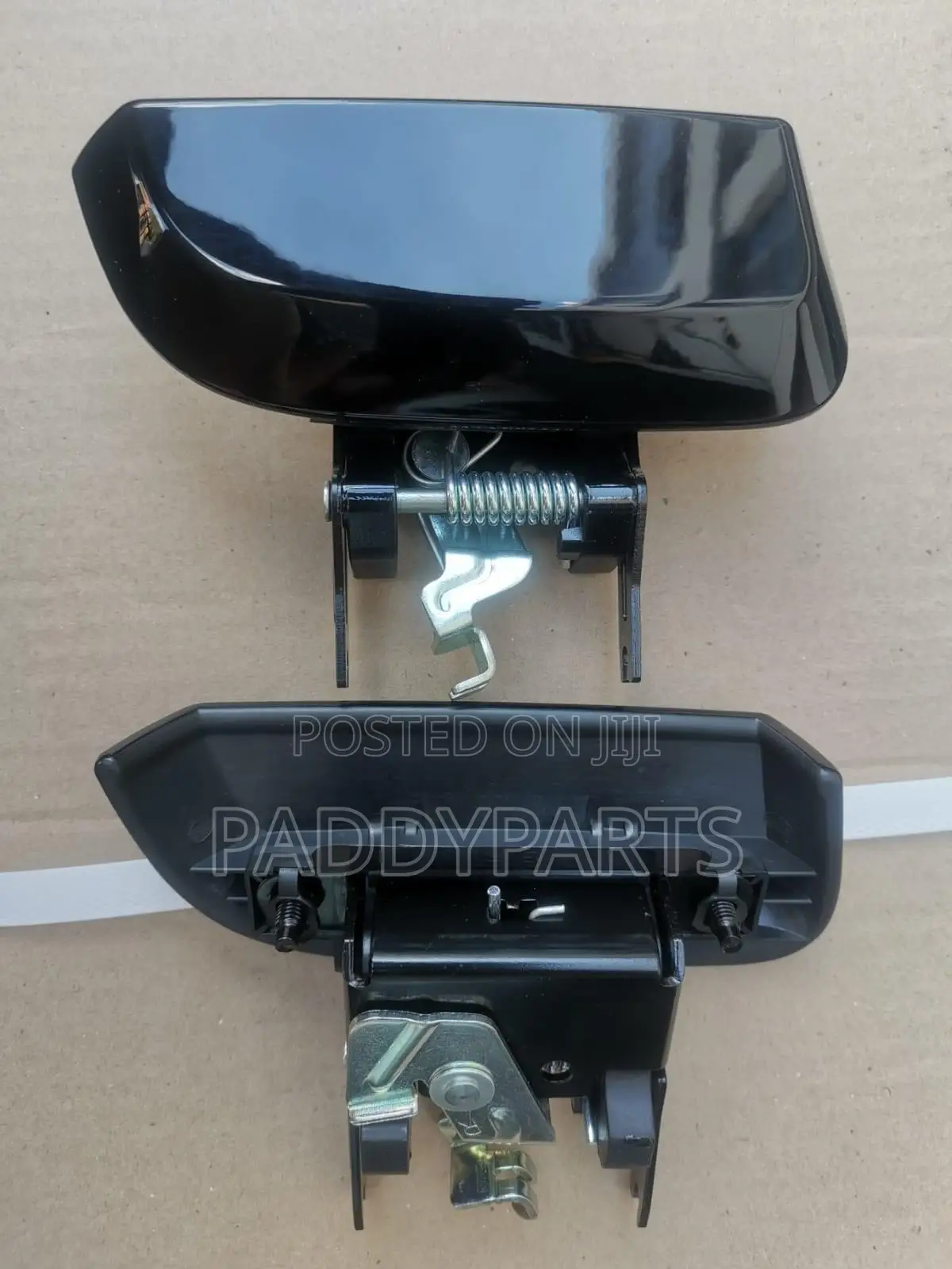 Nissan Pathfinder Rear Door Handle