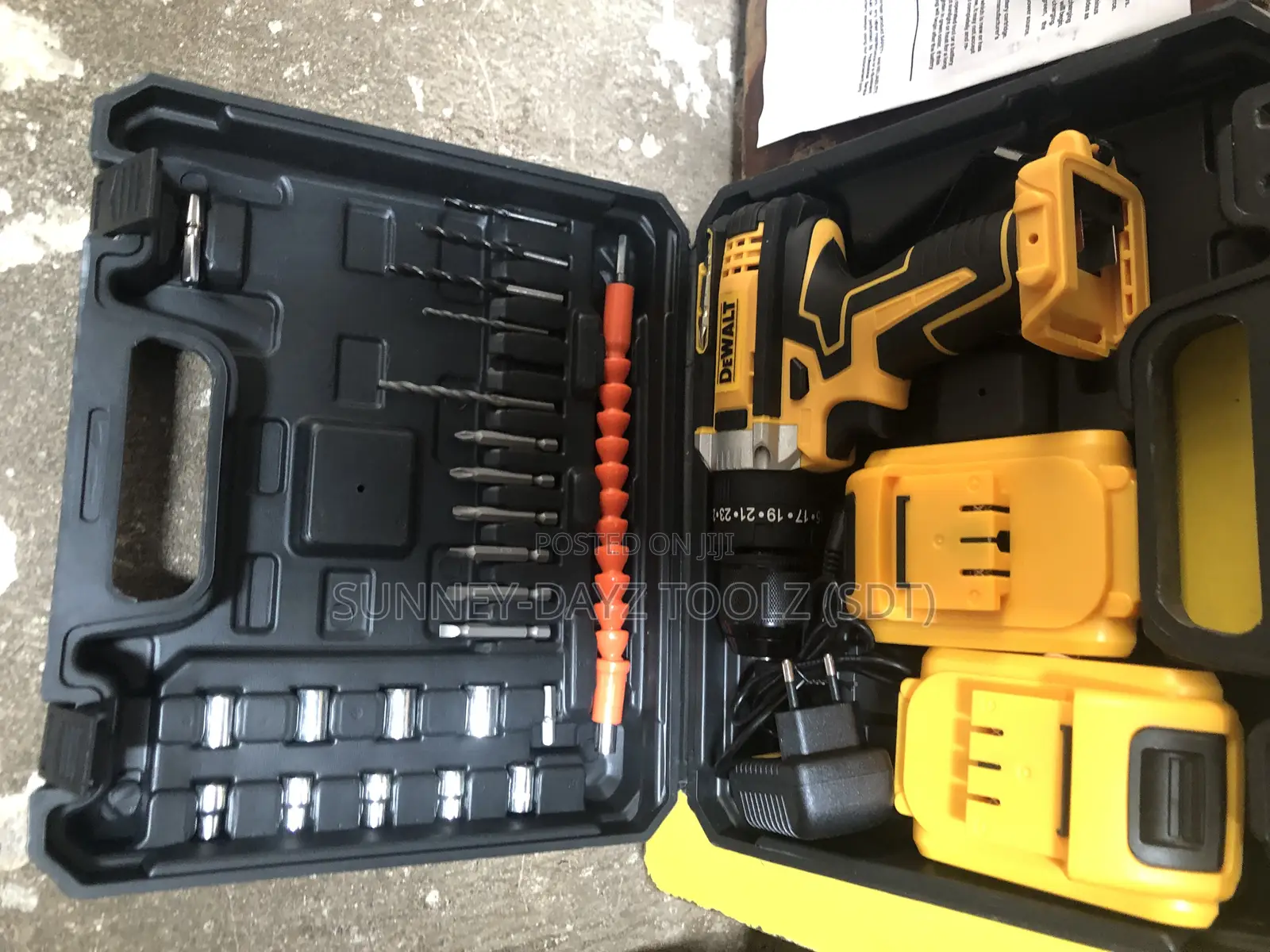 Dewalt Cordless Drill Machine
