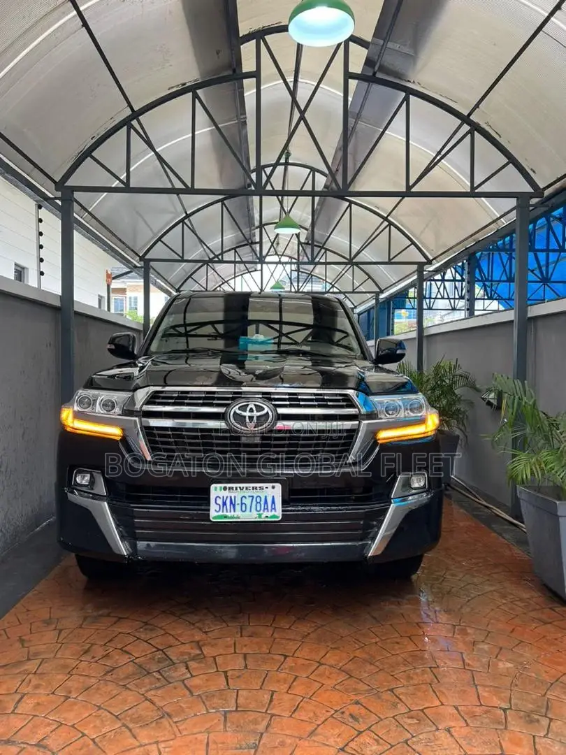 Exortic Toyota Landcruiser for Rent