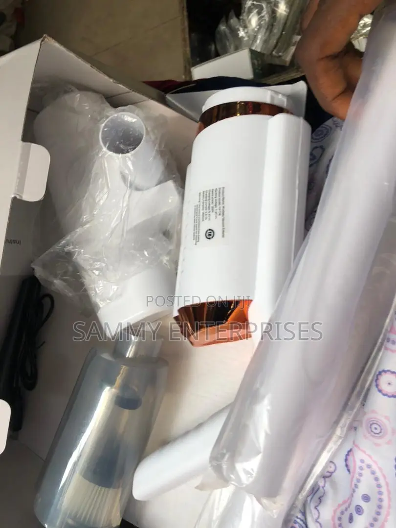 Vacuum Cleaner With Stick