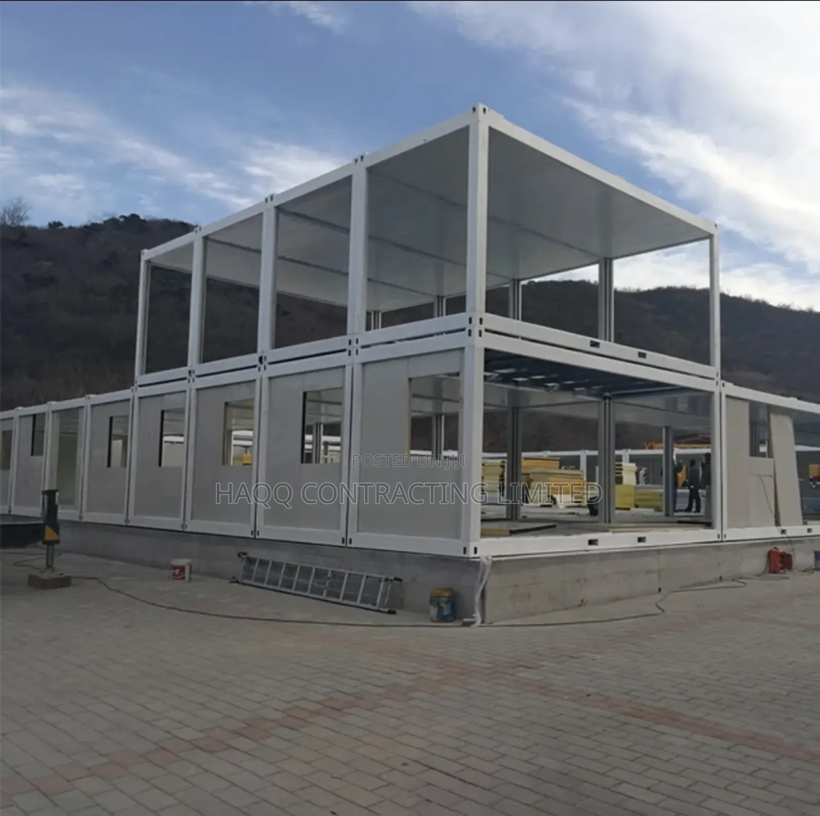 Portacabin House / Camp, Apartment