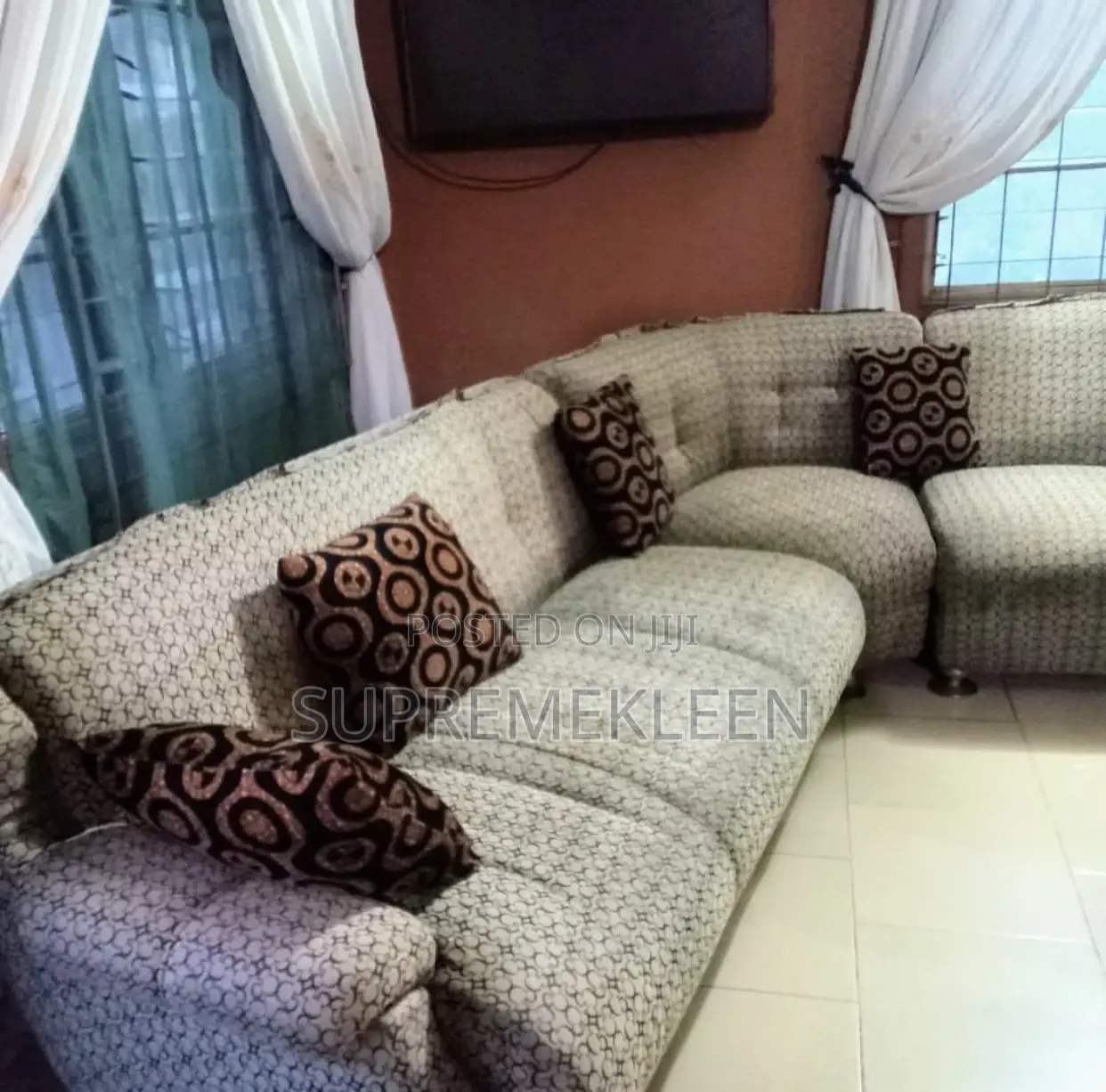 Upholstery Cleaning Service at Its Best