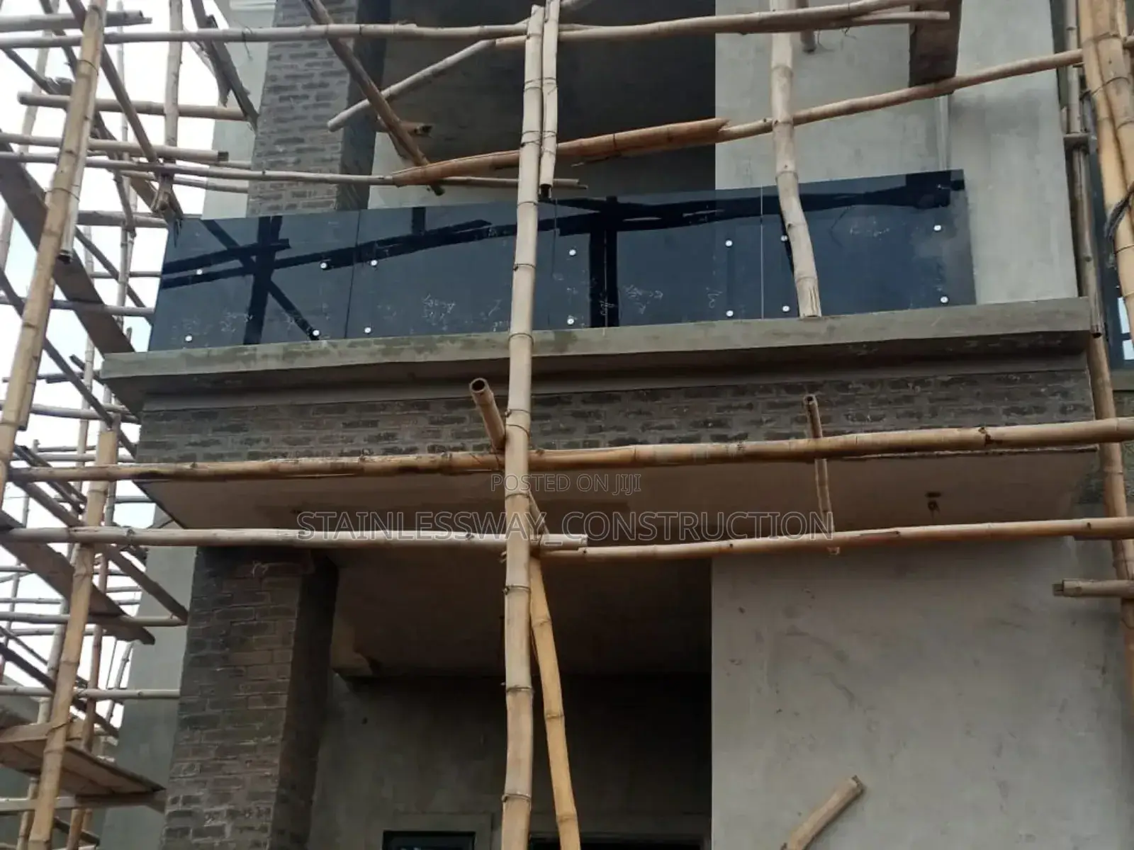 Dark Grey Glass Balcony: The Ultimate Luxury"