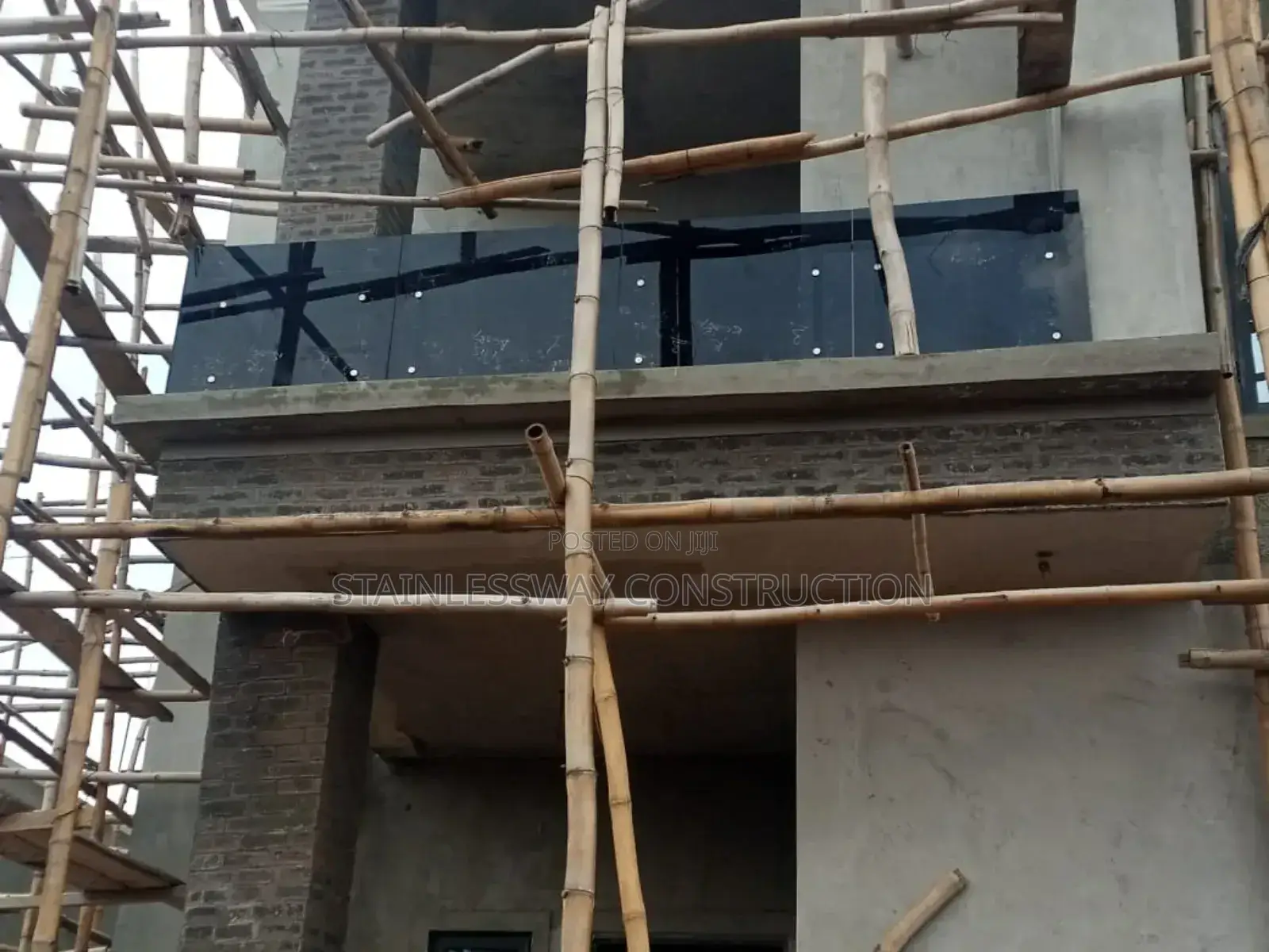 Dark Grey Glass Balcony: The Ultimate Luxury"