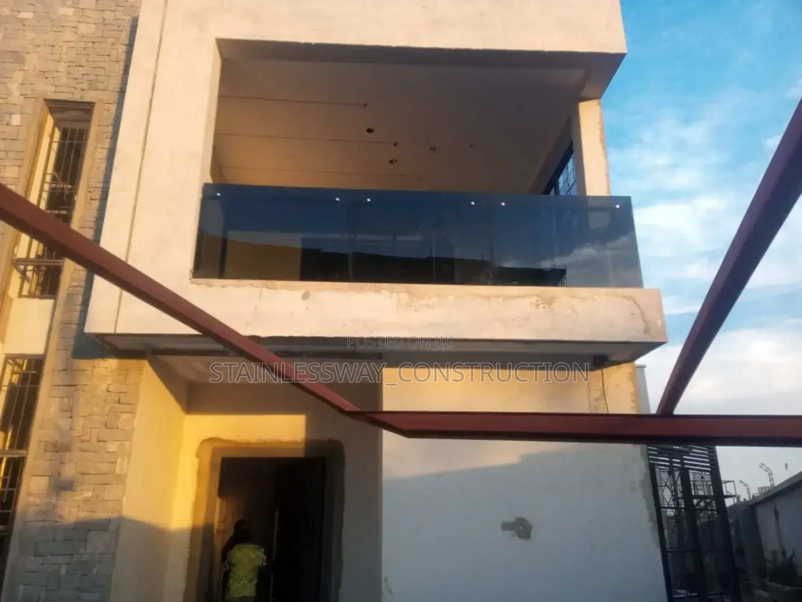 Dark Grey Glass: The New Standard in Luxury"