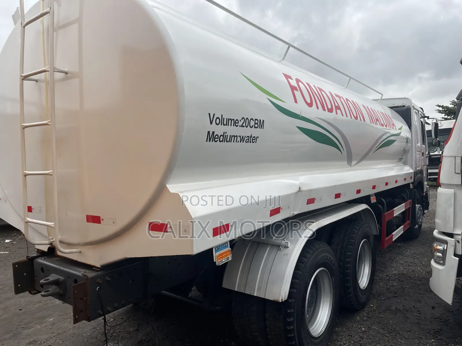 Foreign Used Howo Water Tanker Truck.