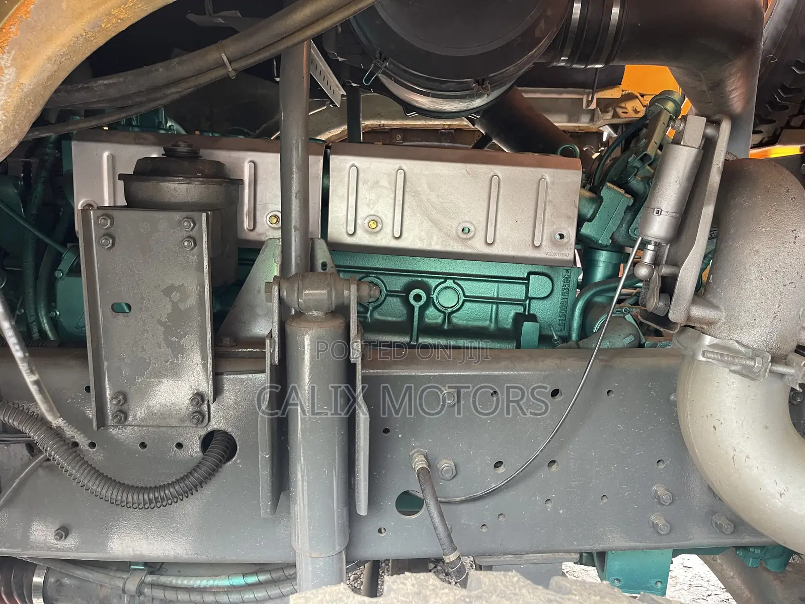 Foreign Used Howo Sinotruck 10 Tyres Tipper Truck.