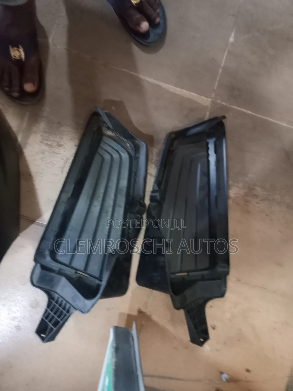 High Quality Certified Fog Light Cover Hiace Bus 2019-2024
