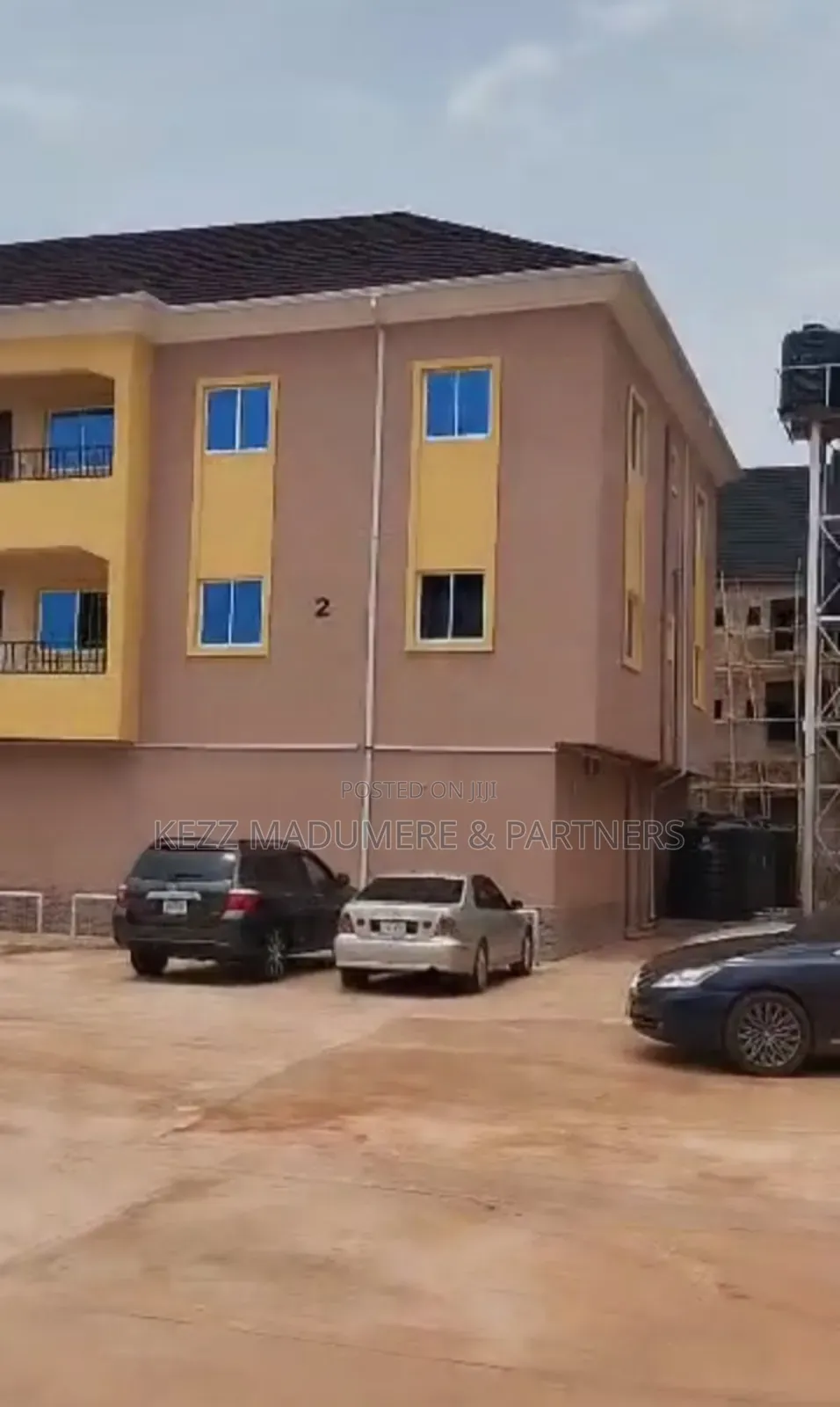 18bdrm Block of Flats in Secured Gated Estate for sale