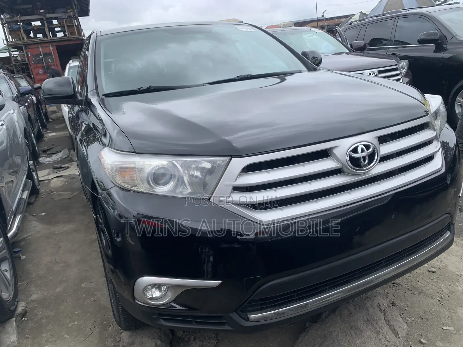 Toyota Highlander Limited 3.5l 4WD 2013 Black