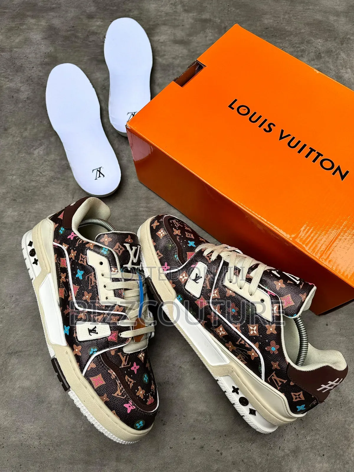 Original LOUIS VUITTON Men's Trainer Available in Store