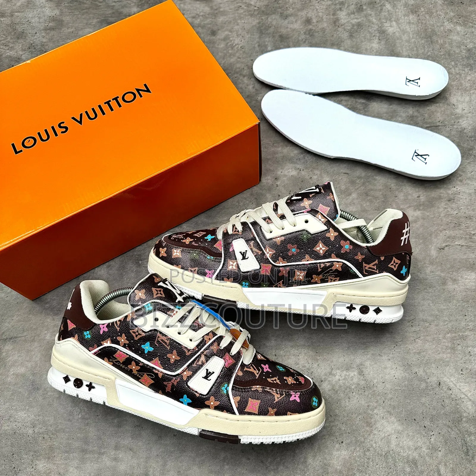 Original LOUIS VUITTON Men's Trainer Available in Store