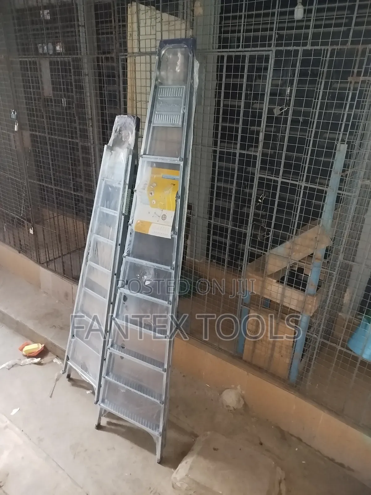 Iron Ladder 10 Step