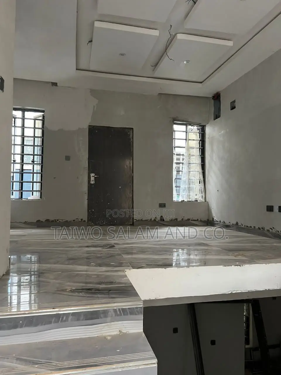 4bdrm Duplex in Agodi for sale