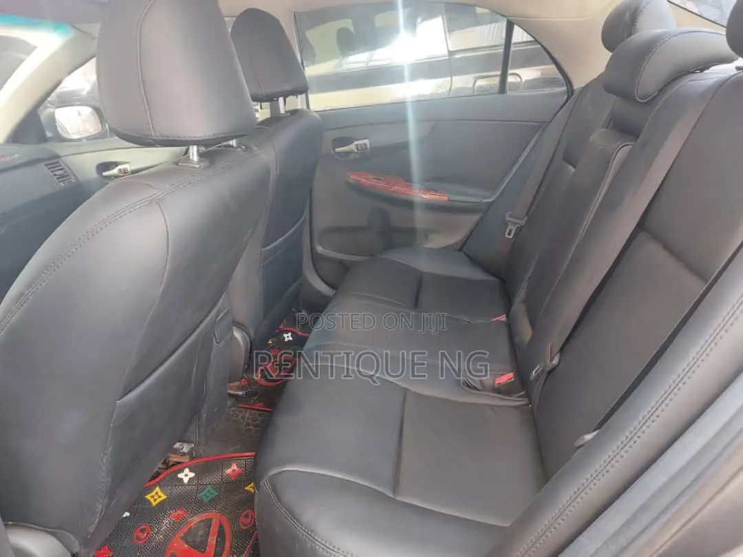 Toyoya Corolla 2014 Available for Rent