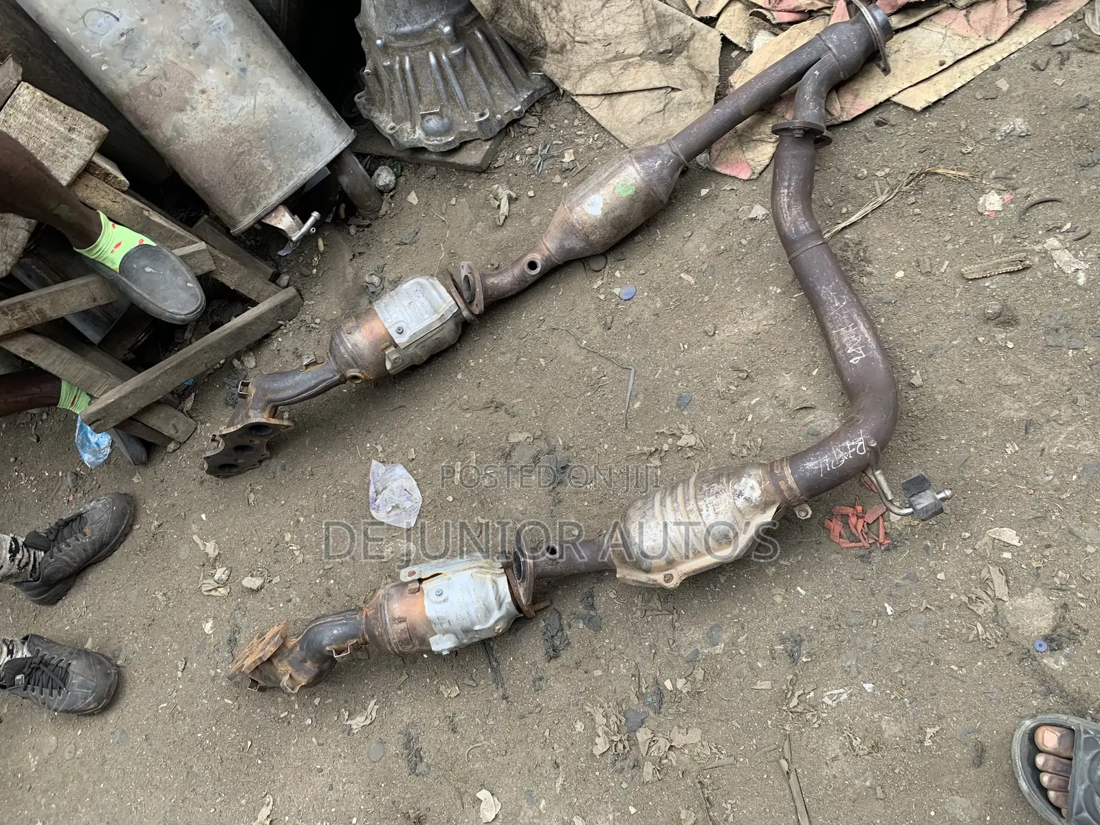 Complete Catalyst Toyota 4runner 2012-16