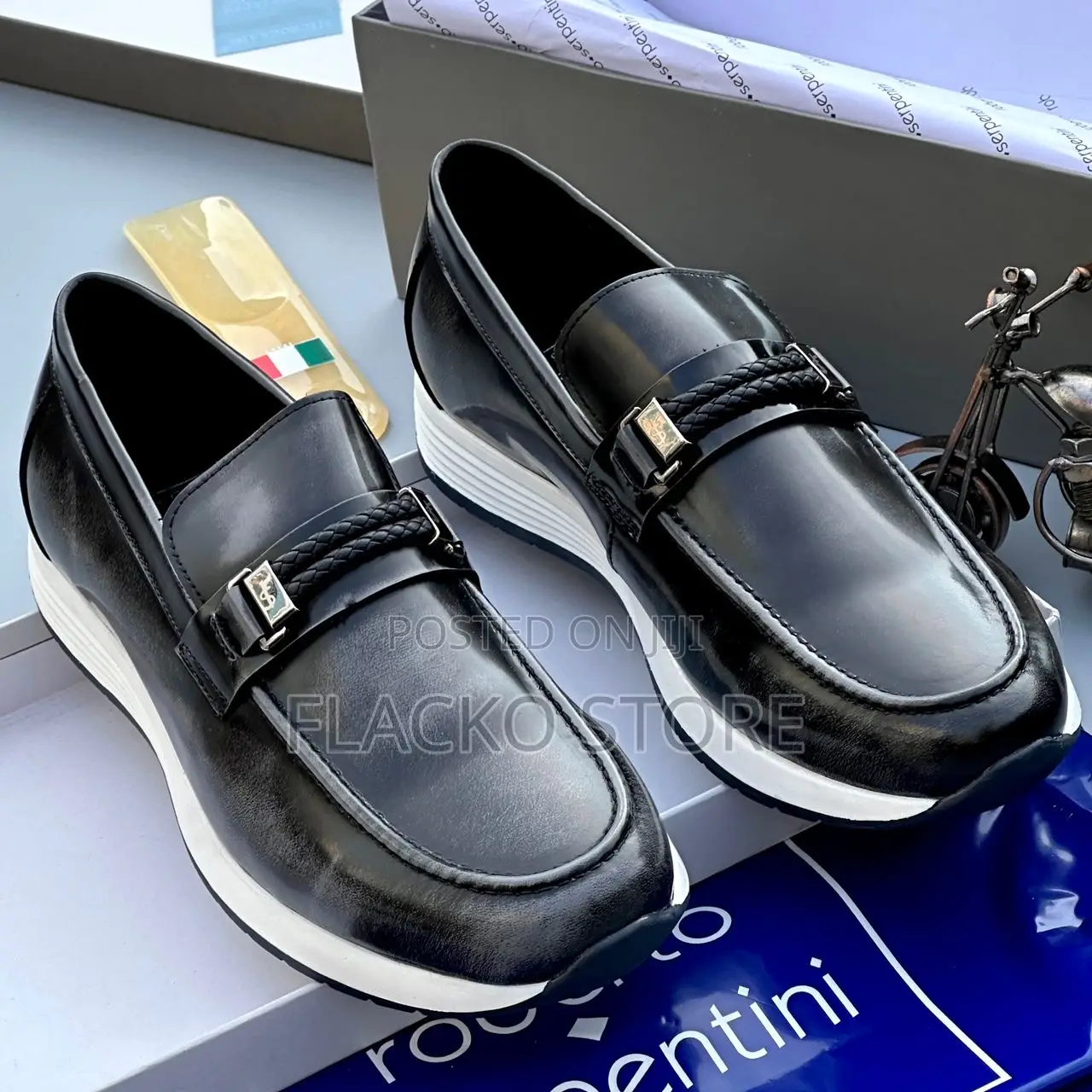 Original Roberto Serpentini Italian Leather Sneakers