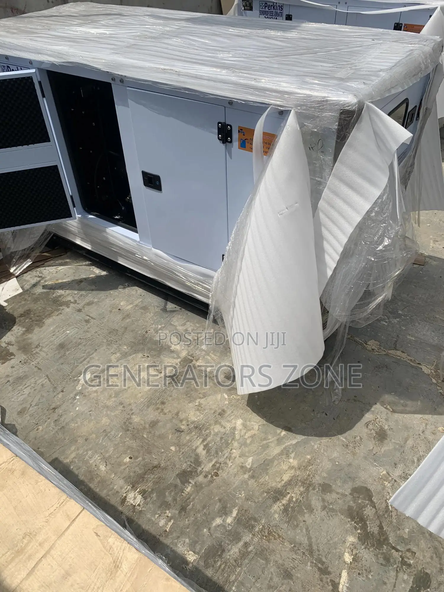 Rated Frequency 100kvs Perkins Soundproof Geneerator
