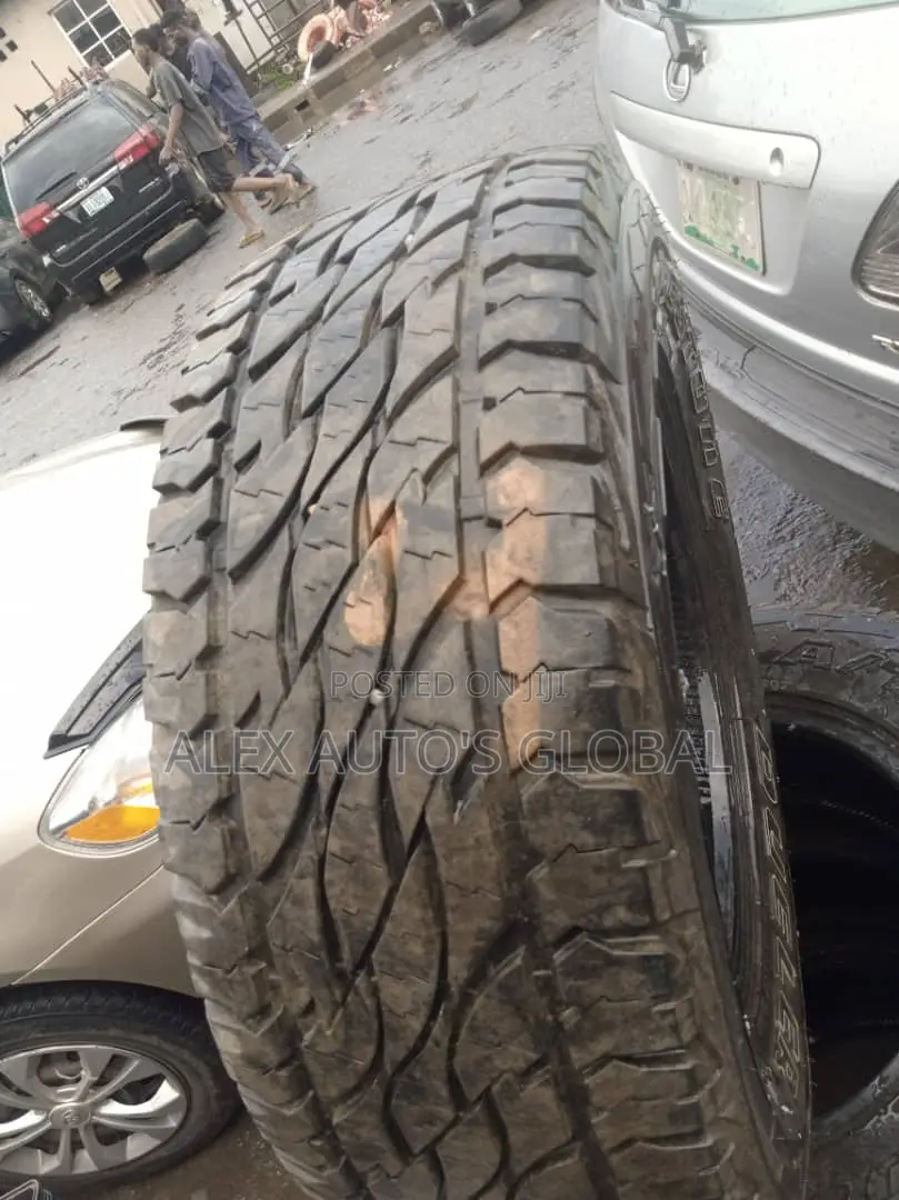 235/70/R17