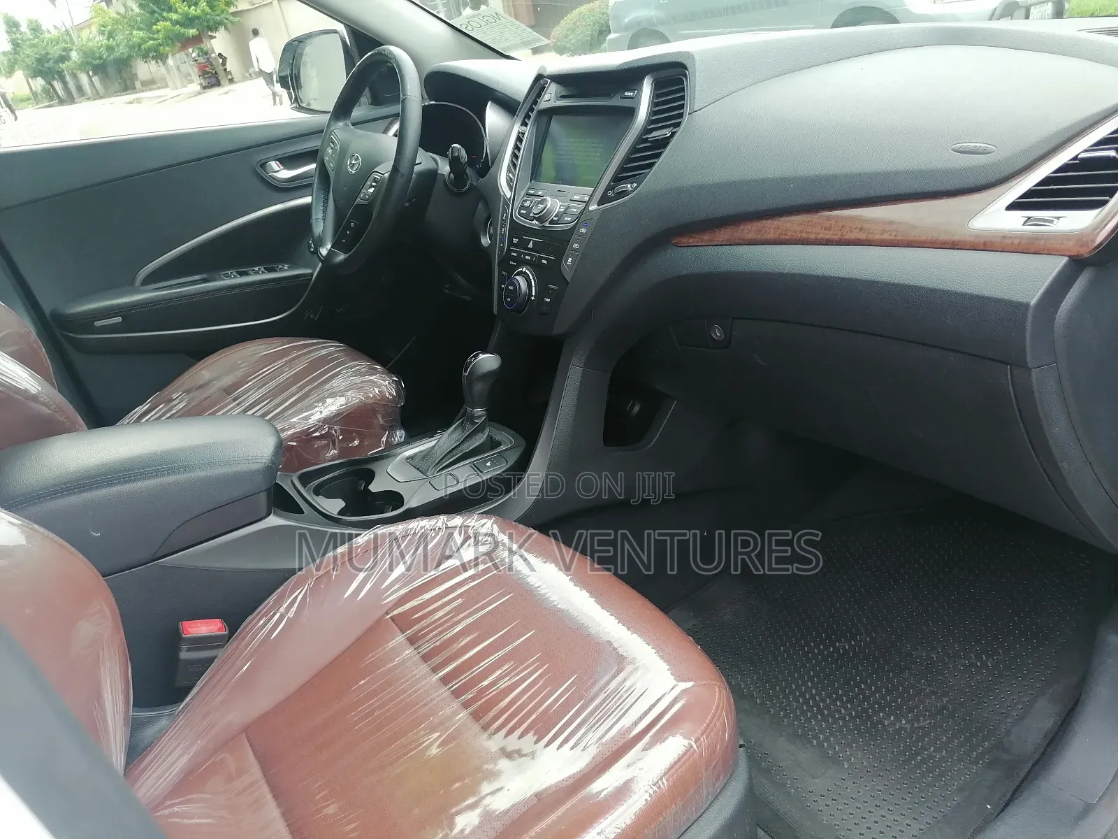 Hyundai Santa Fe Limited 4dr SUV AWD w/Saddle Interior (3.3L 6cyl 6A)