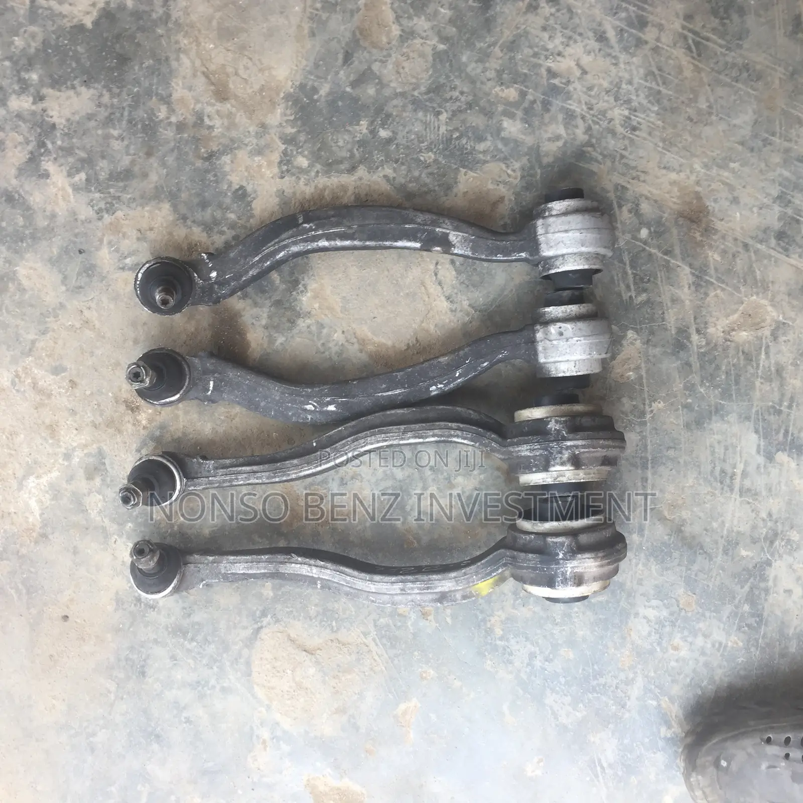 Control Arms C300(204)