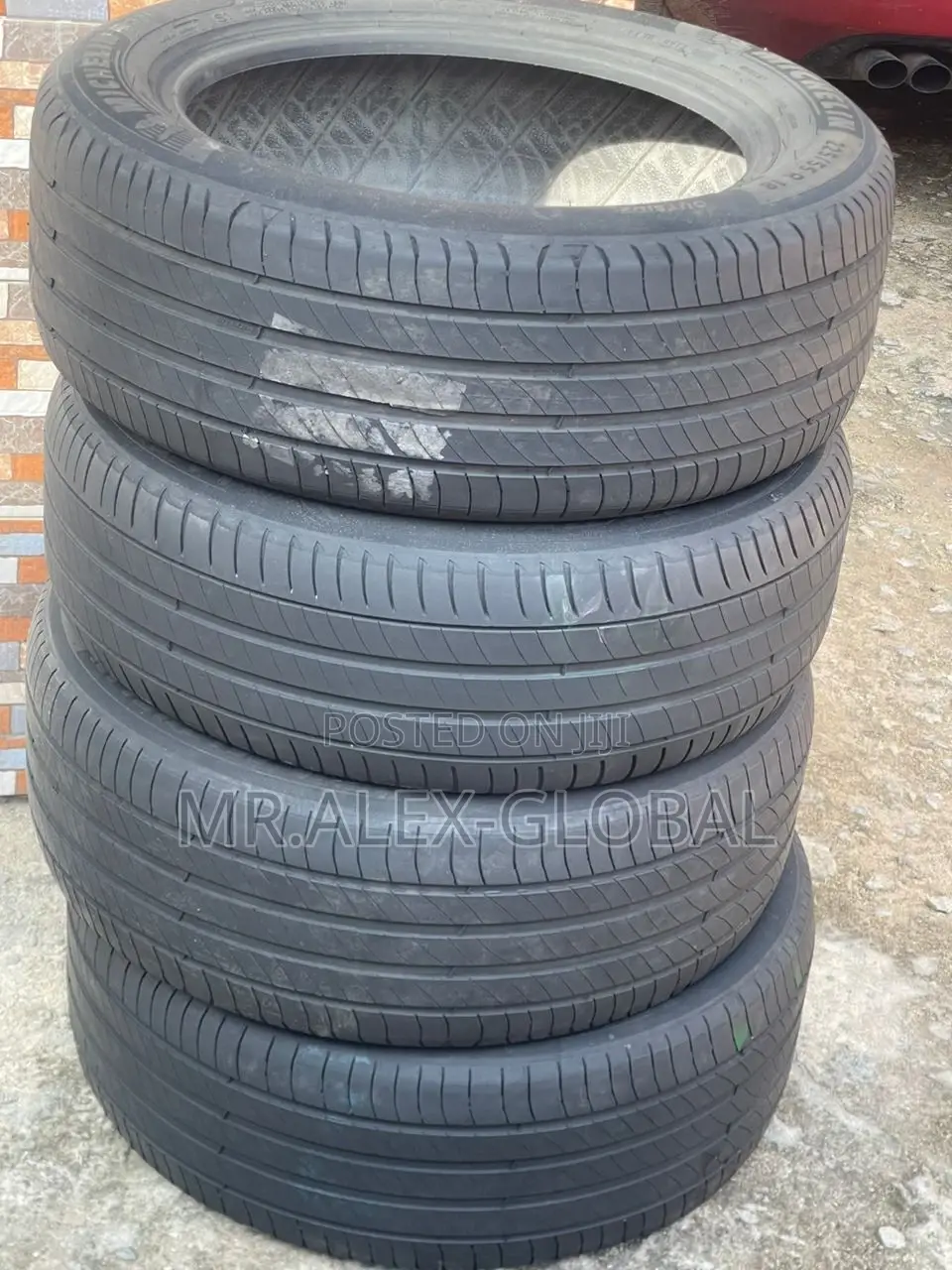 255/55/18 Tires Michelin