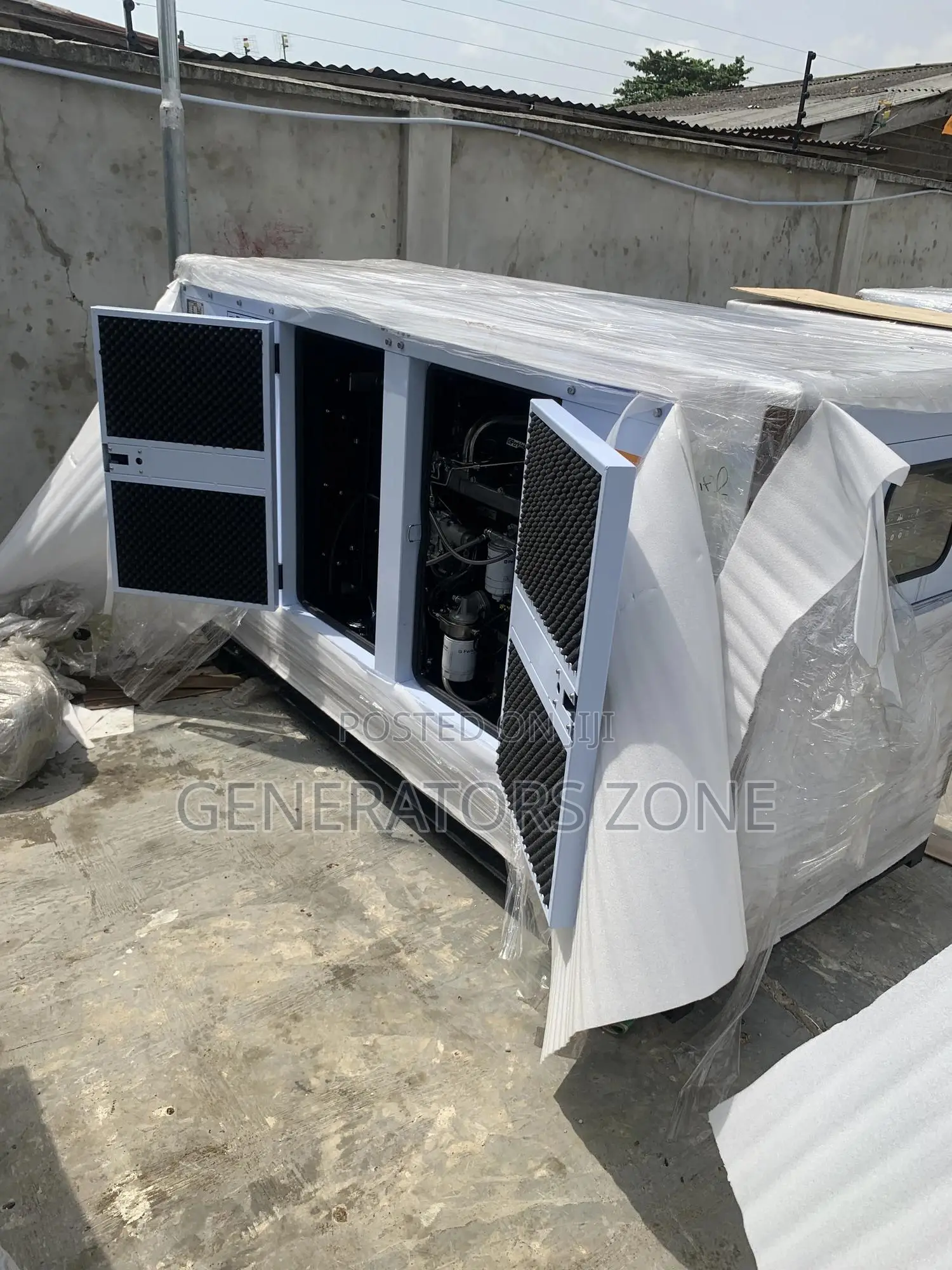 Low Noise Level Perkins 100kva Generator