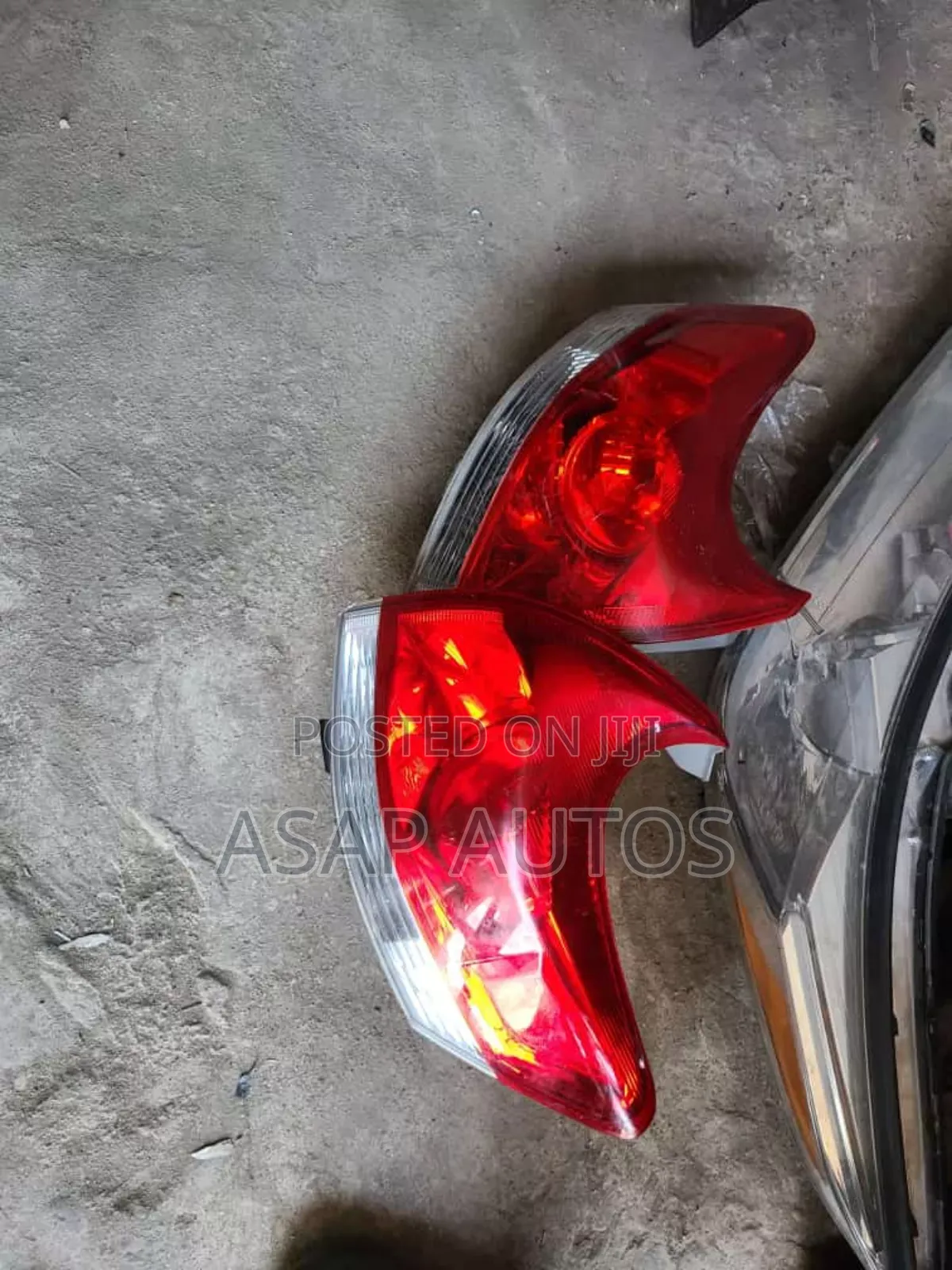 Backlight for Toyota Venza 2012