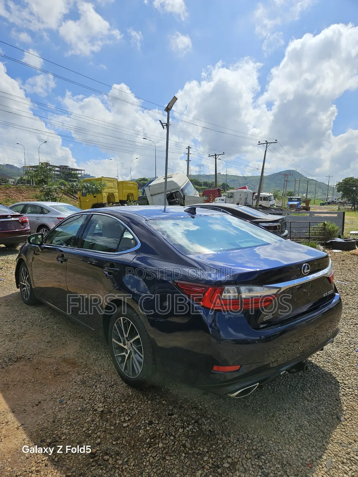 Lexus ES 350 FWD 2016 Blue