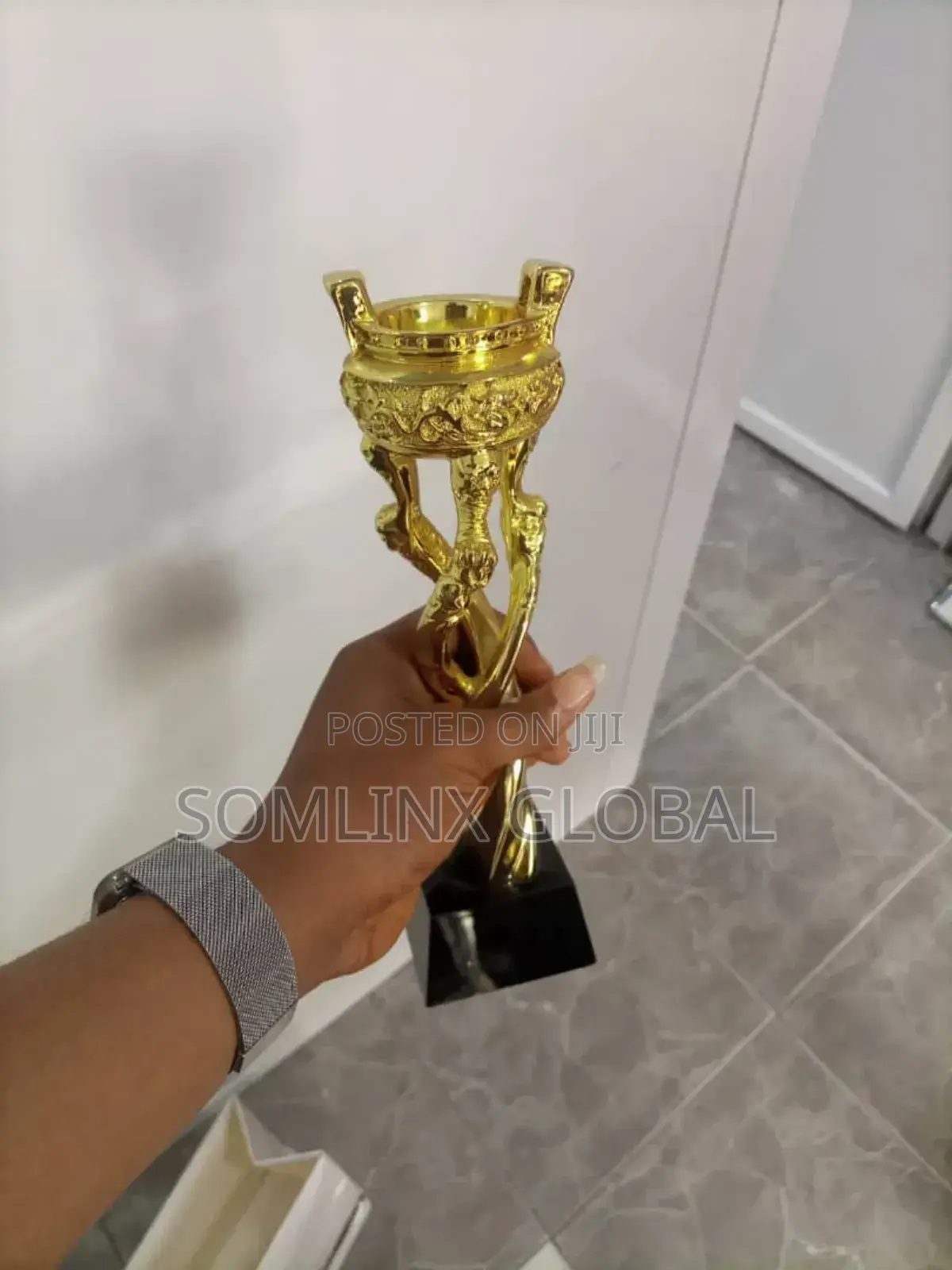Trophy Award M9