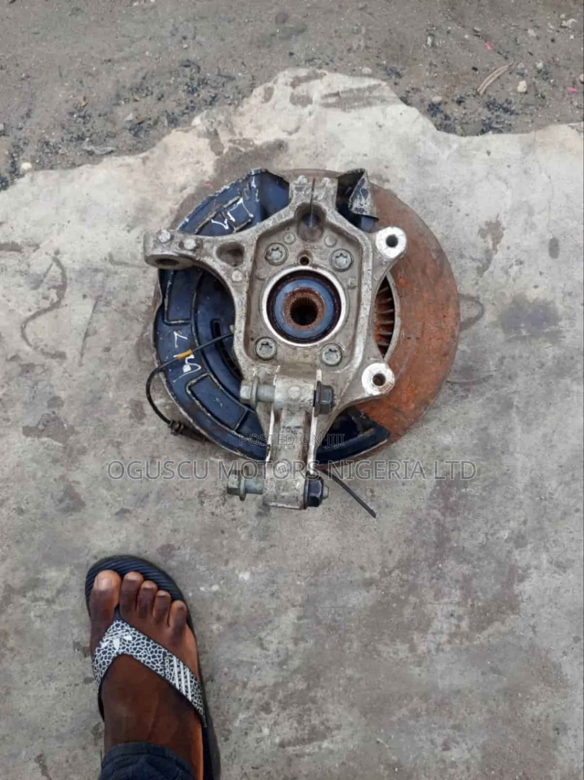 Front Hub Hyundai Santafee 2019