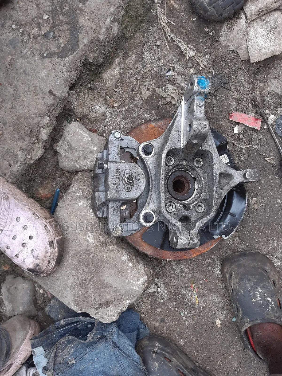 Front Hub Hyundai Santafee 2019