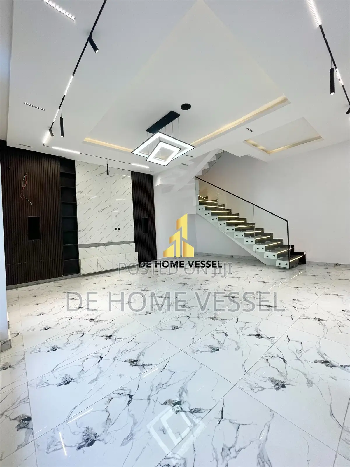 5bdrm Duplex in Lekki for sale