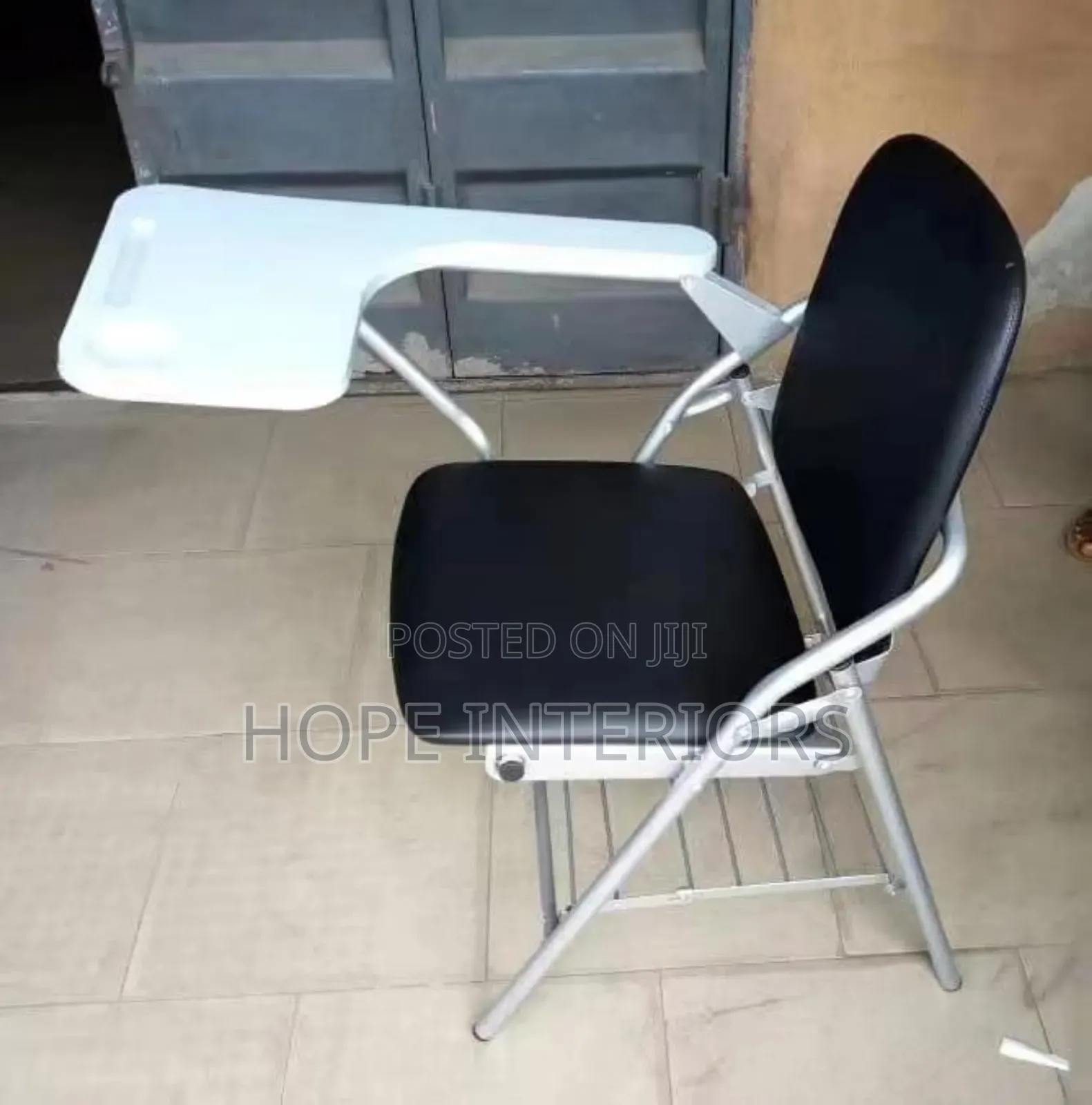 Writing Pad Chair