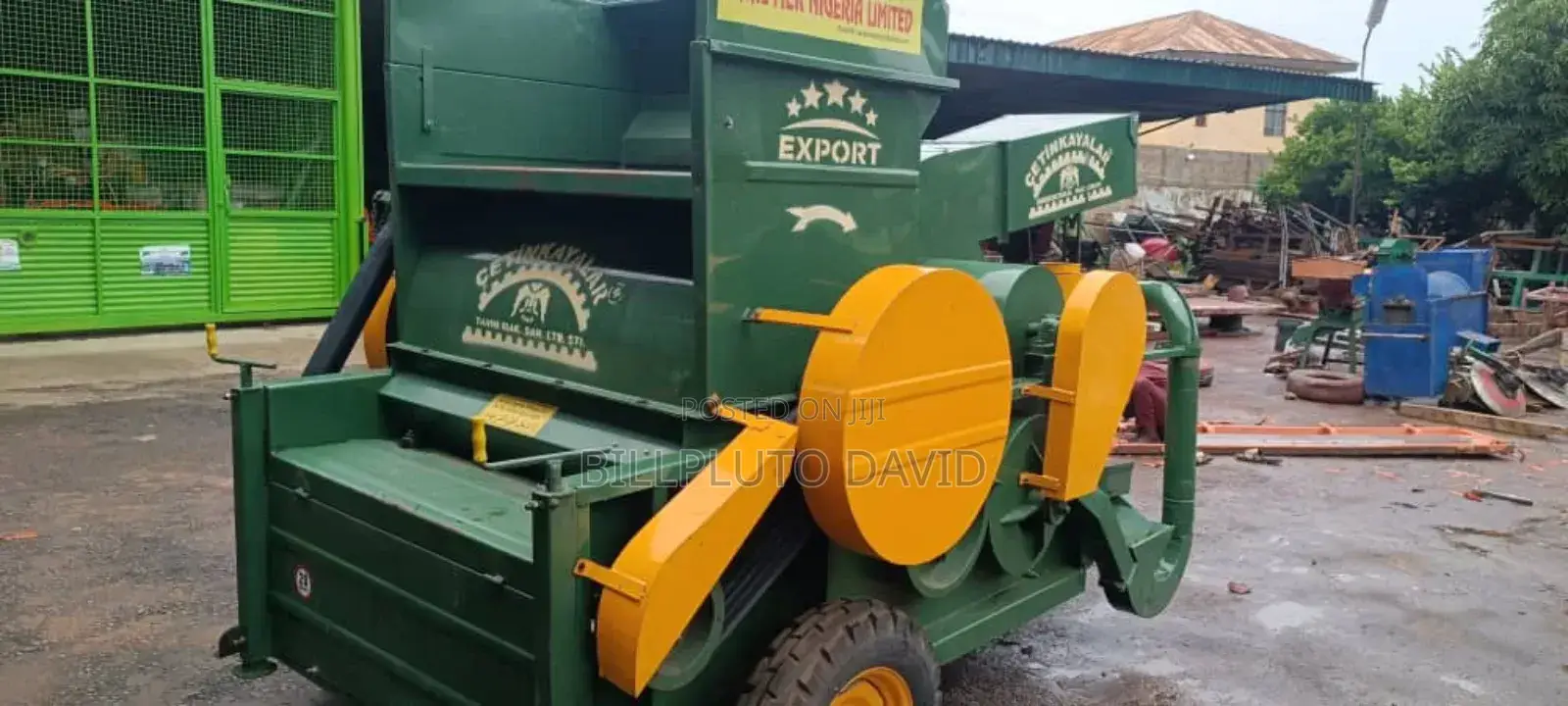 Crop Thresher Machine