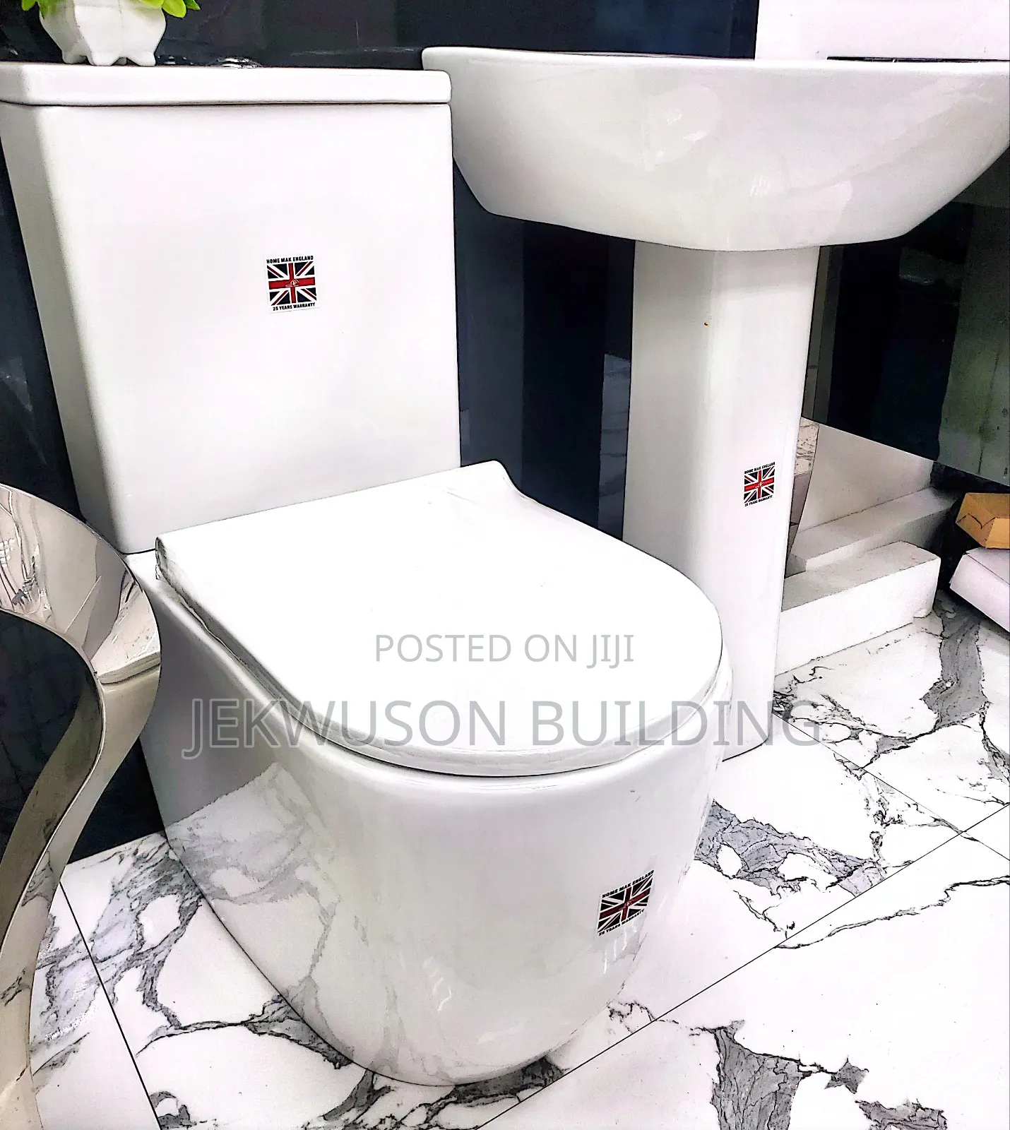 Toilet Wc With Wash Hand Basin (Payment on Delivery).
