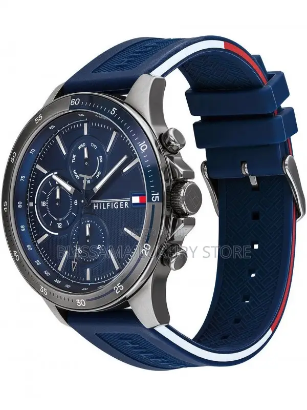 Luxury Tommy Hilfiger Rubber Strap Wristwatch