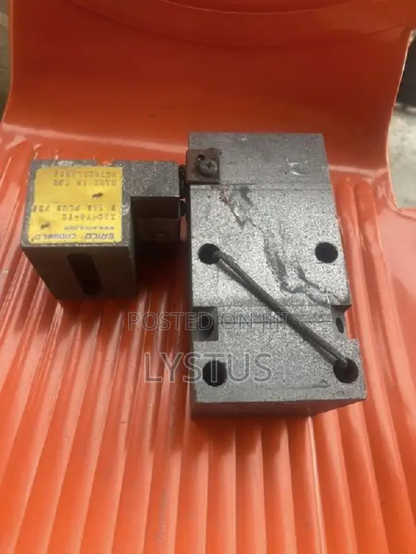 Cadweld Mold 70 X 35 Mm (XAC-Y4Y2)
