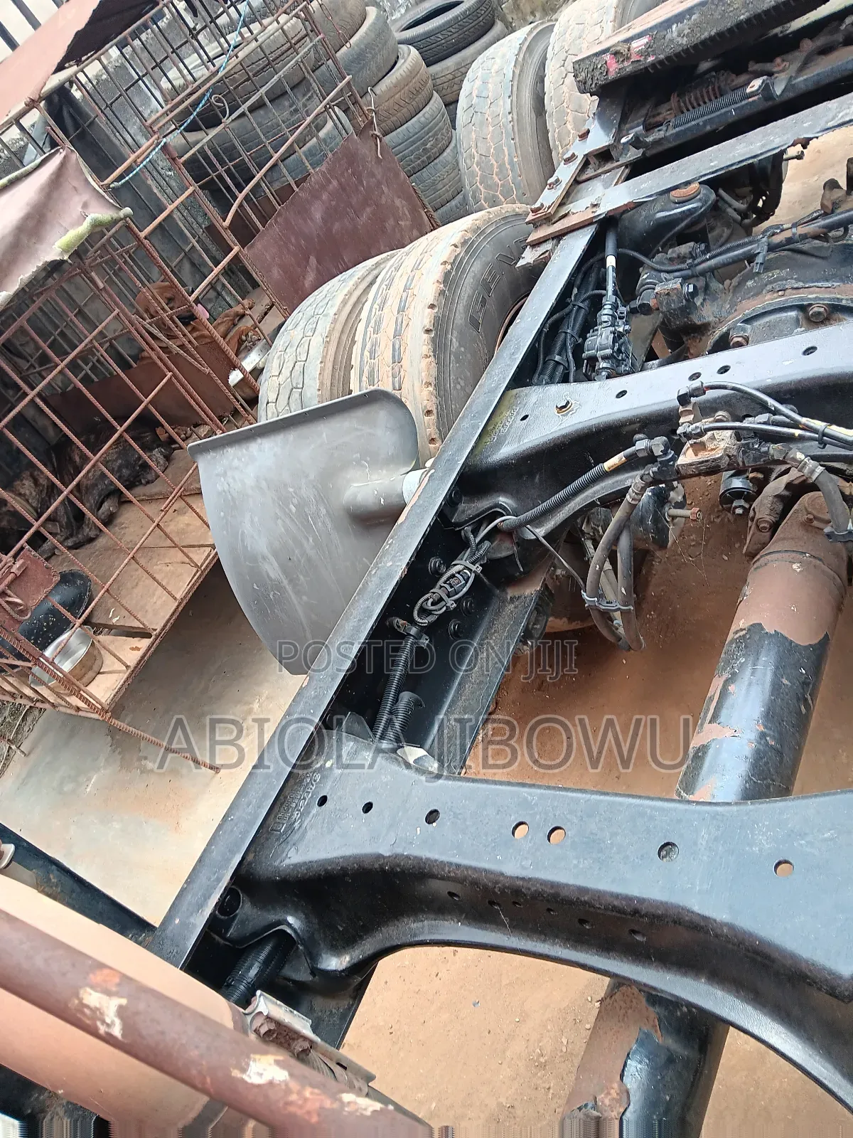 Mack Truck Head 10tyres