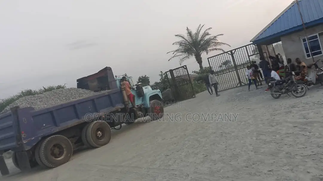 Chippings and Granite From Oriental Mining Company