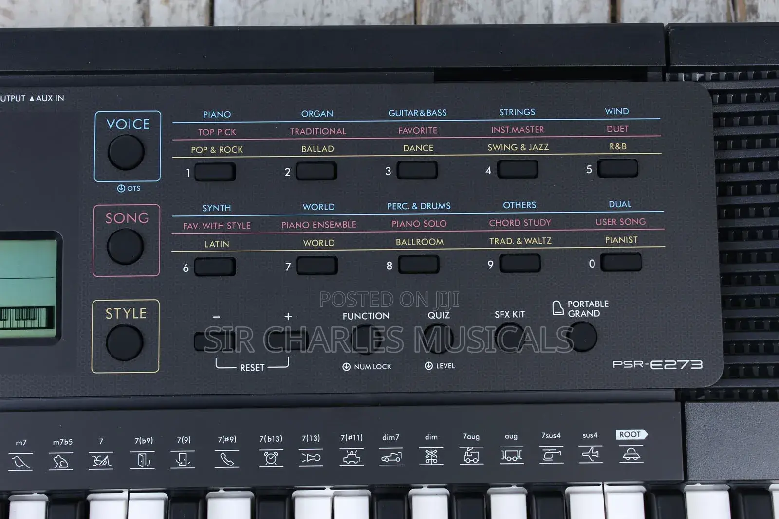 Yamaha PSR E273 Professional Keyboard