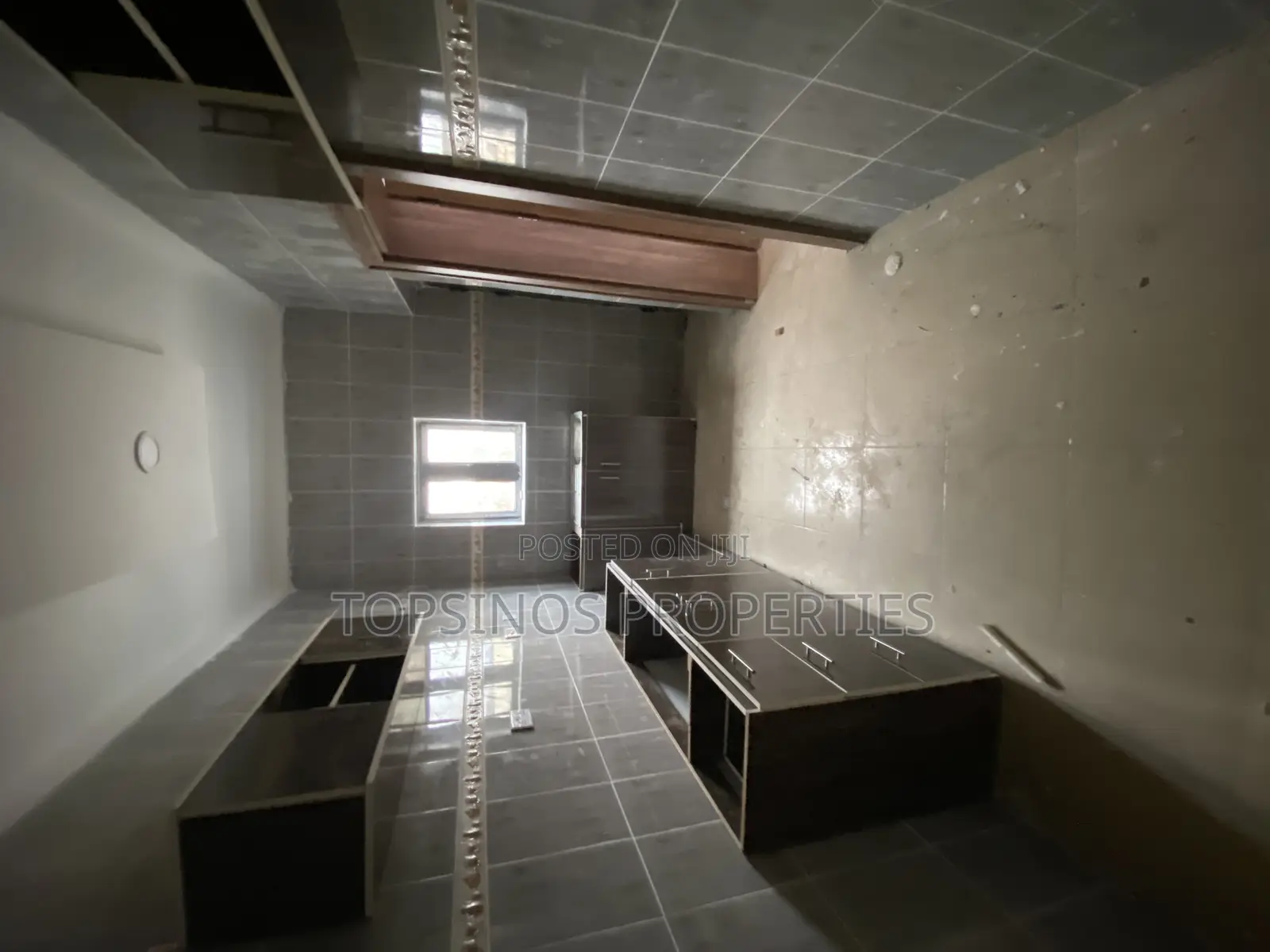 2bdrm Block of Flats in Dawaki for rent